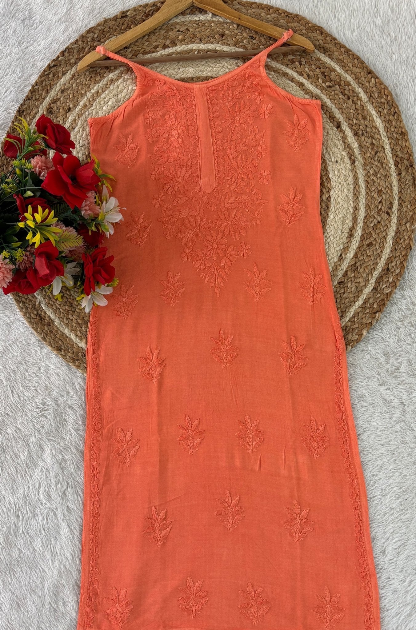 34 / orange