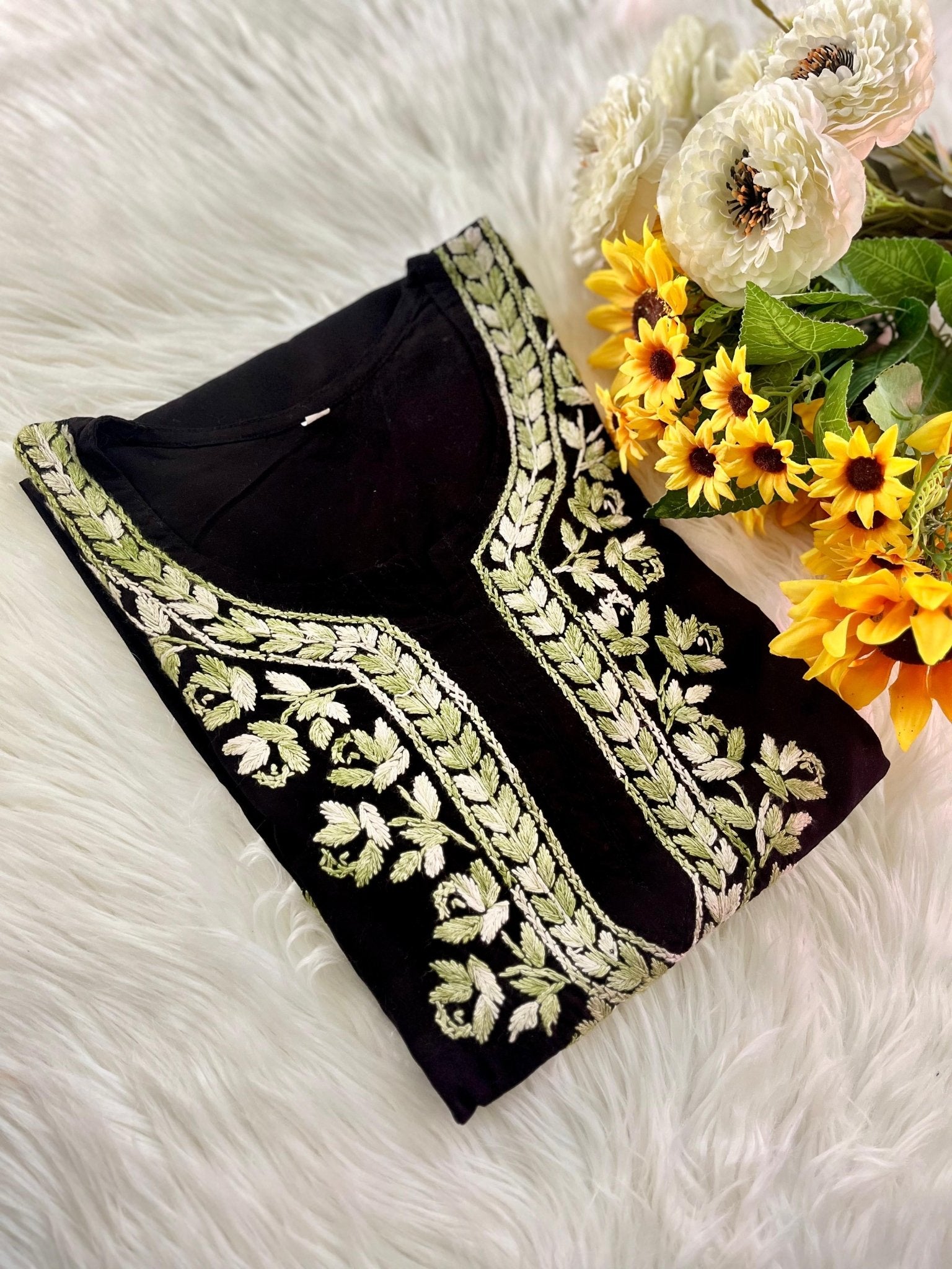 Grace Comfy & Classic Kurta - Chikankari official