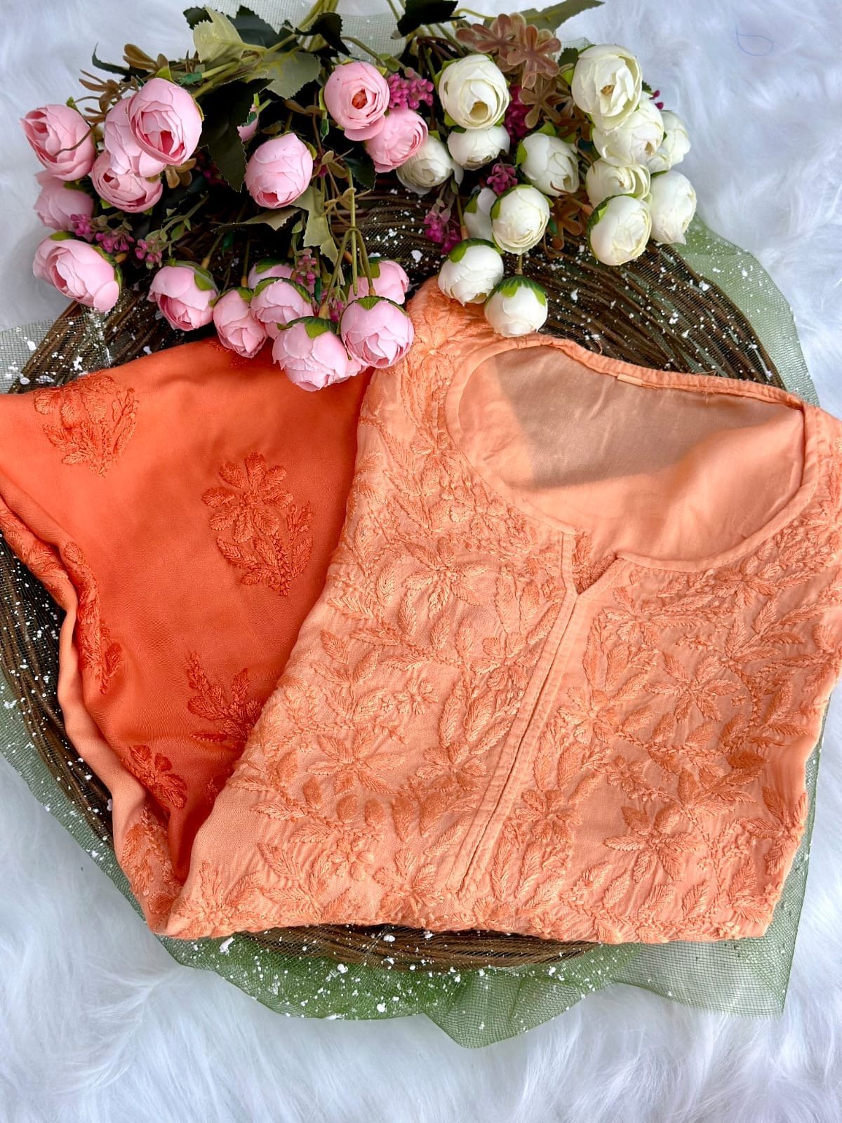 36 / orange
