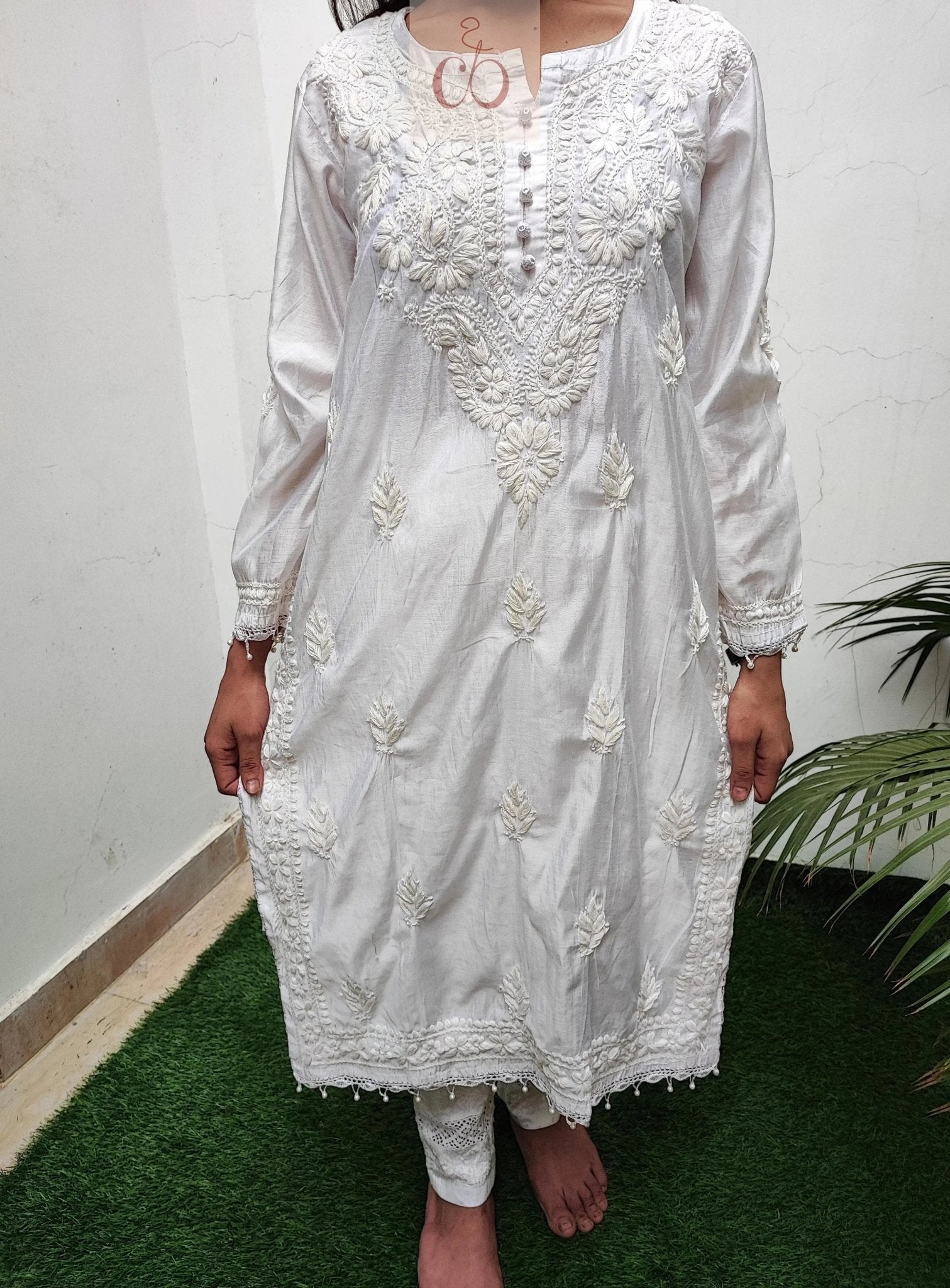 Hand Craft Resham article - Chikankari official