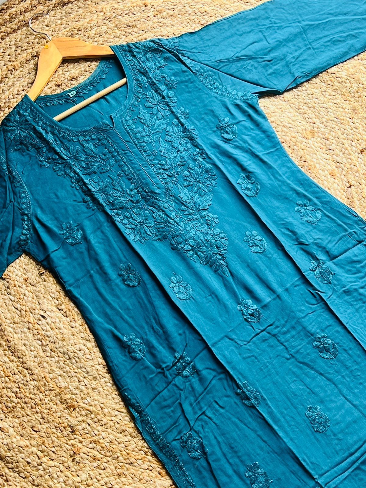 Handwork Modal Daman Chikankari Kurta - Chikankari official