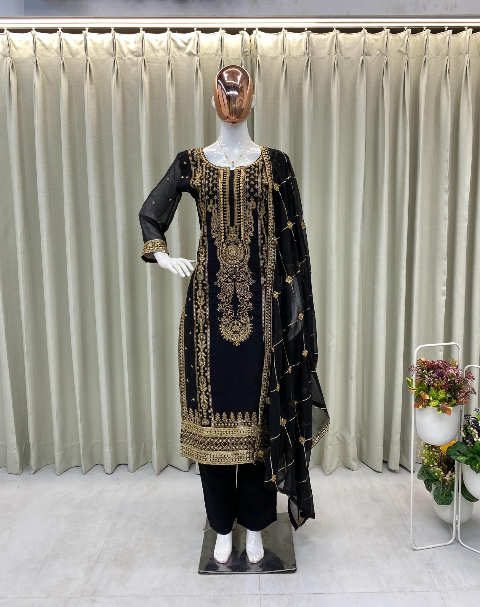 Hania Amir’s 3pc Faux Georgette Set - Chikankari official