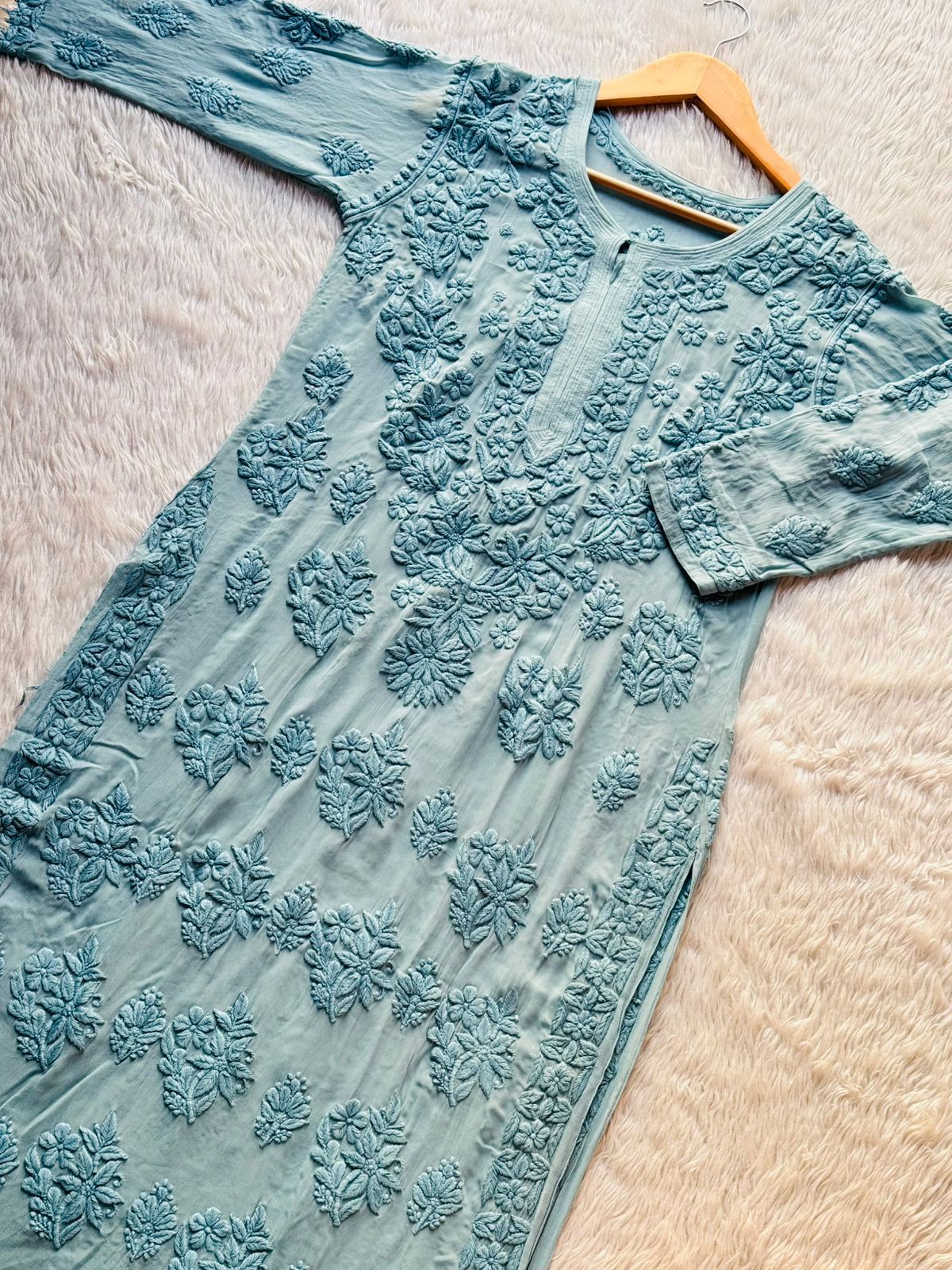 38 / sky blue