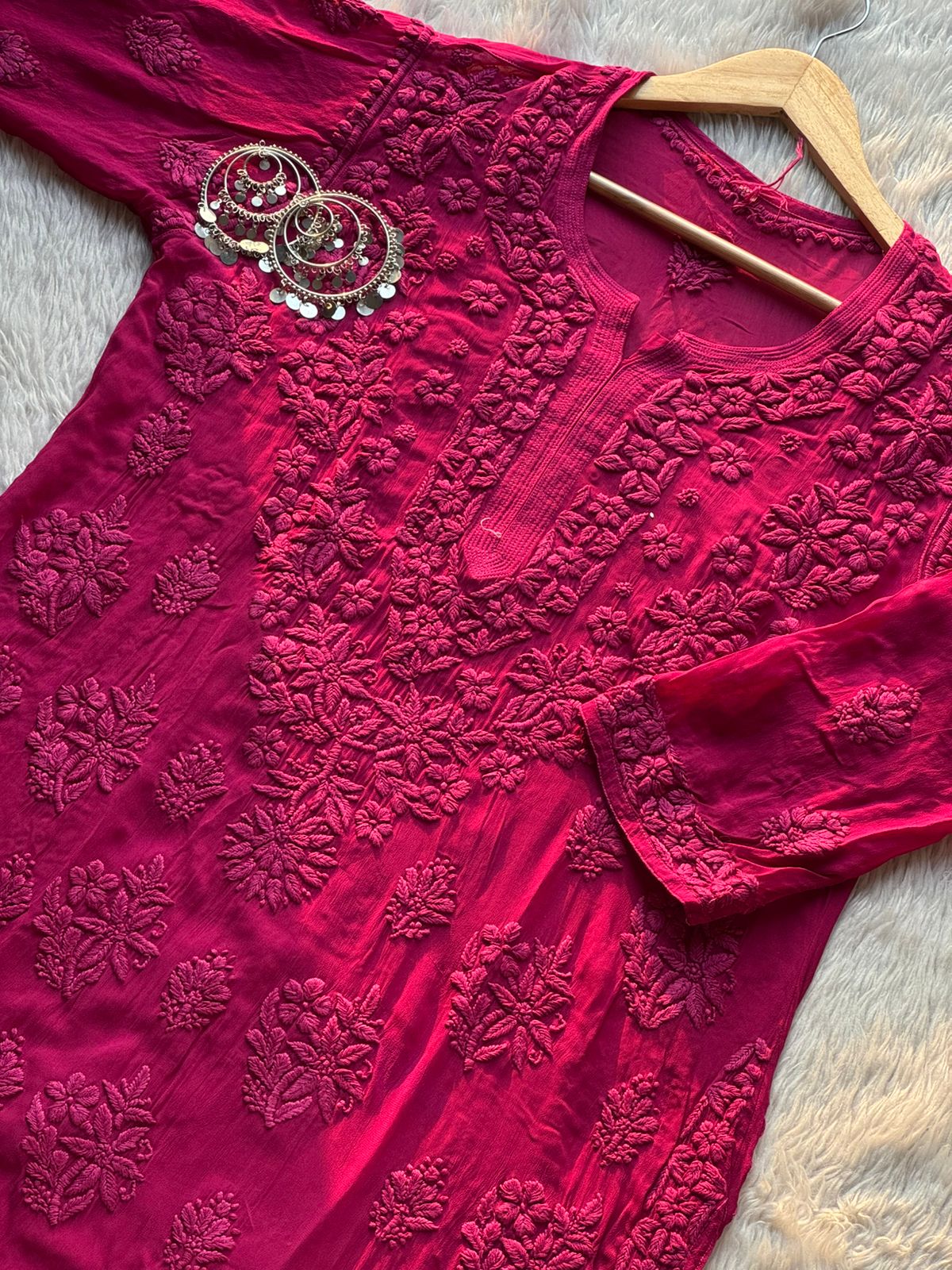 38 / hot pink