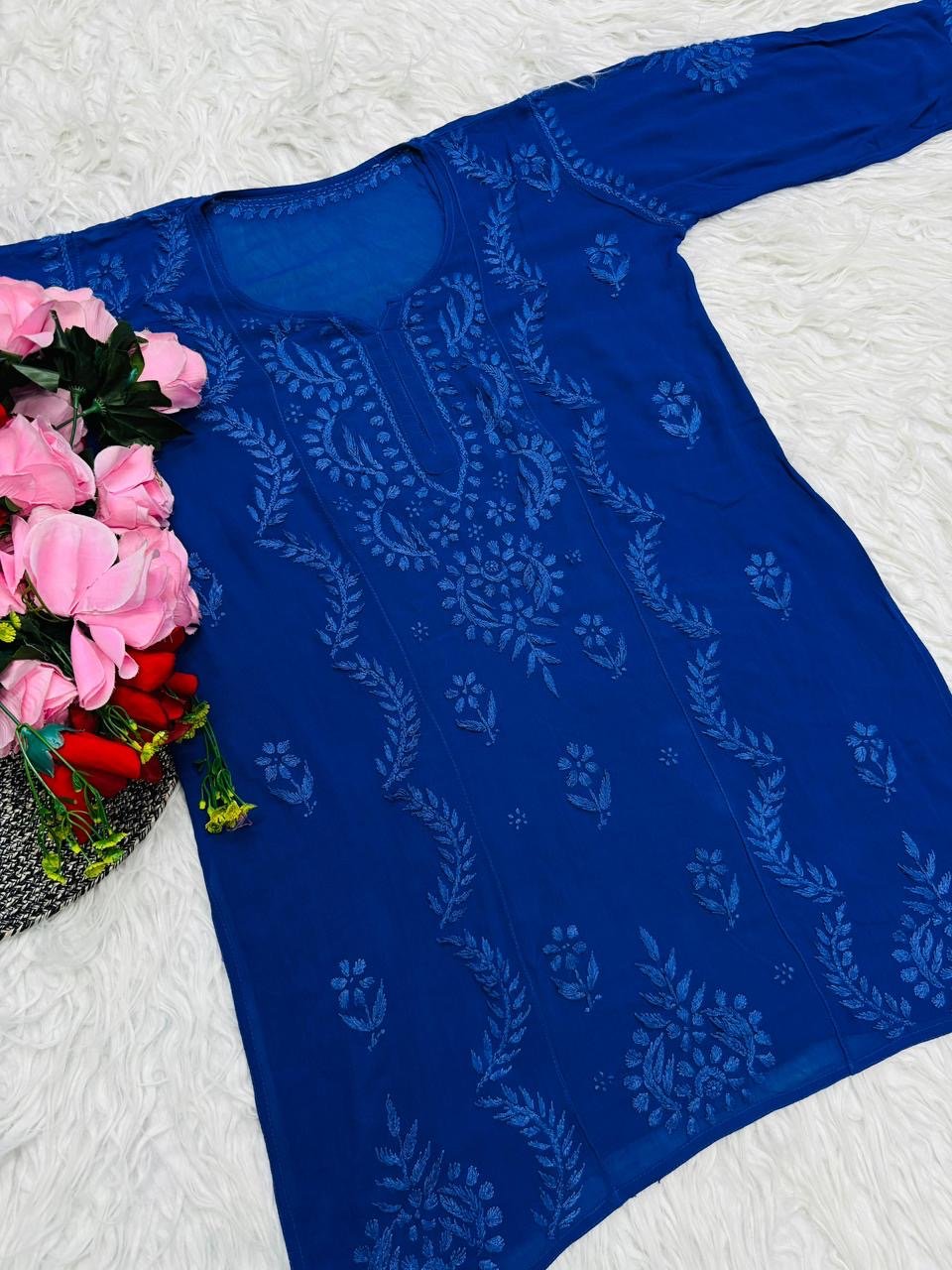 Heavy Chadi Daman Ghasspatti short top - Chikankari official
