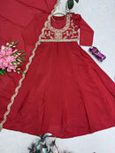 Heavy Chinon Silk Style Gown Set - Chikankari official