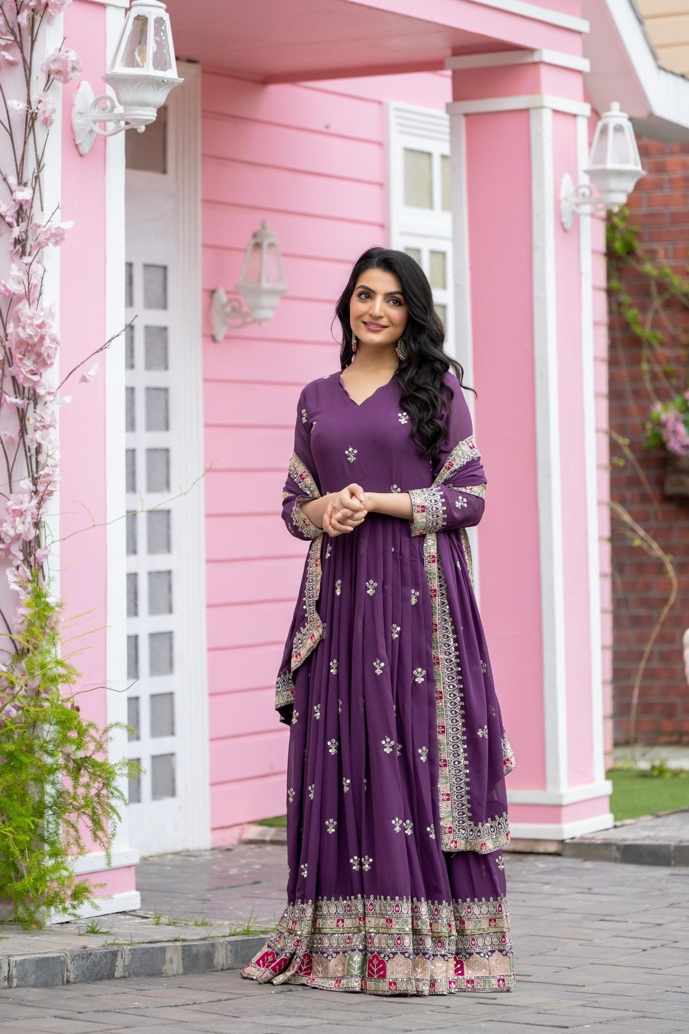Heavy embroidery 3pc Purple Set - Chikankari official