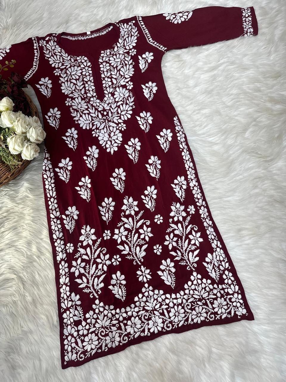 38 / maroon