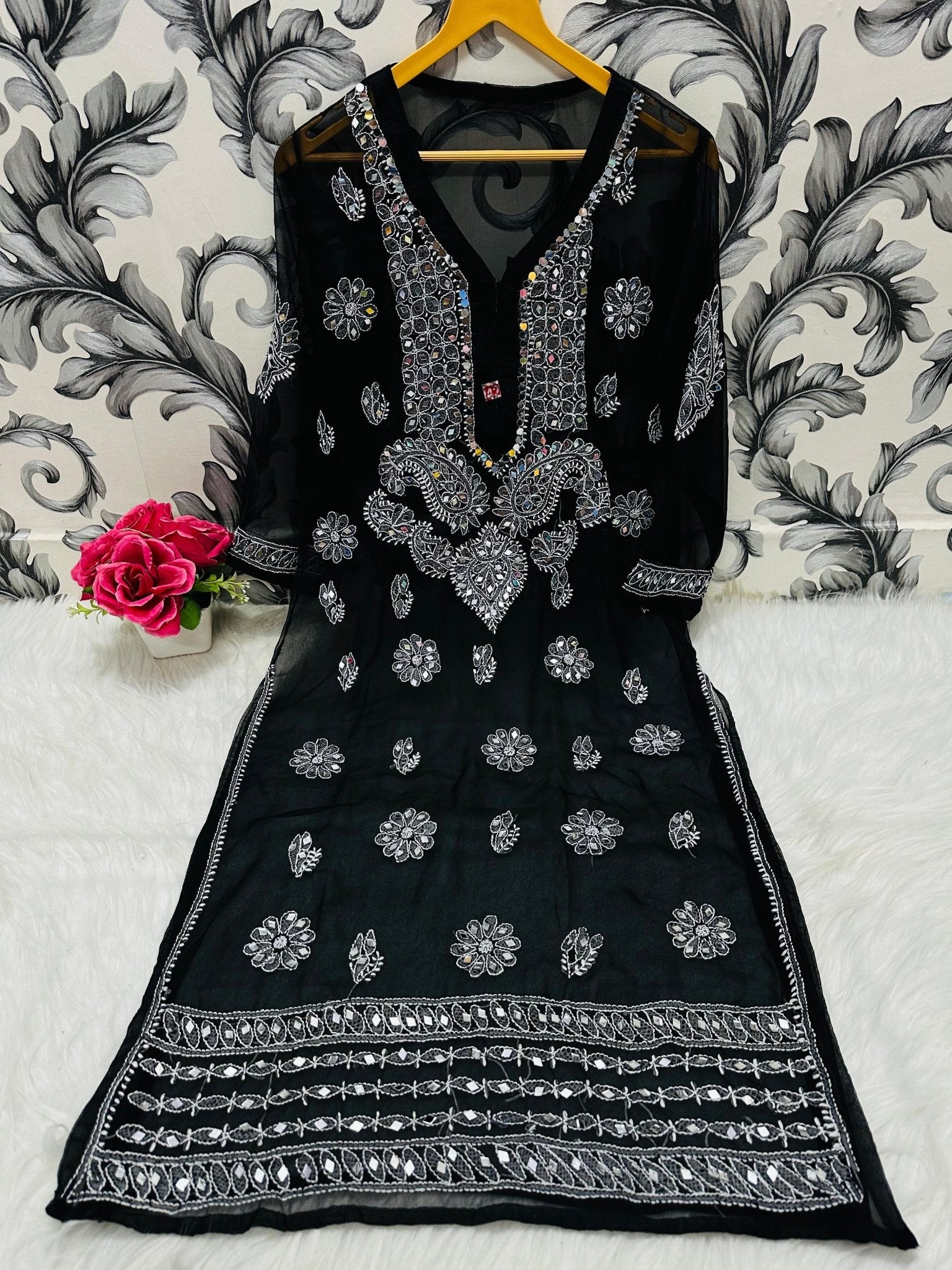 Heavy Gala Daman Mirror Kurta with inner - Chikankari official