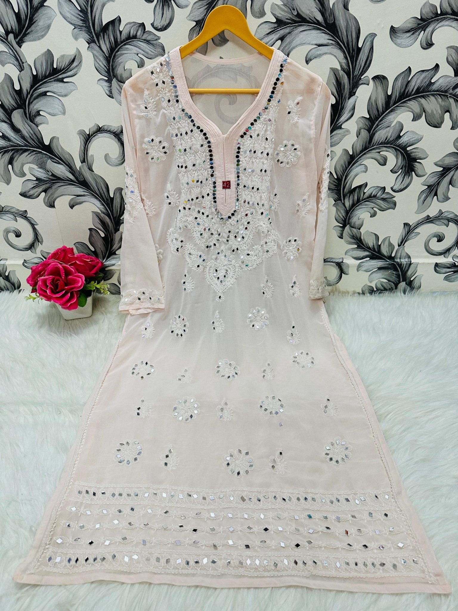 Heavy Gala Daman Mirror Kurta with inner - Chikankari official