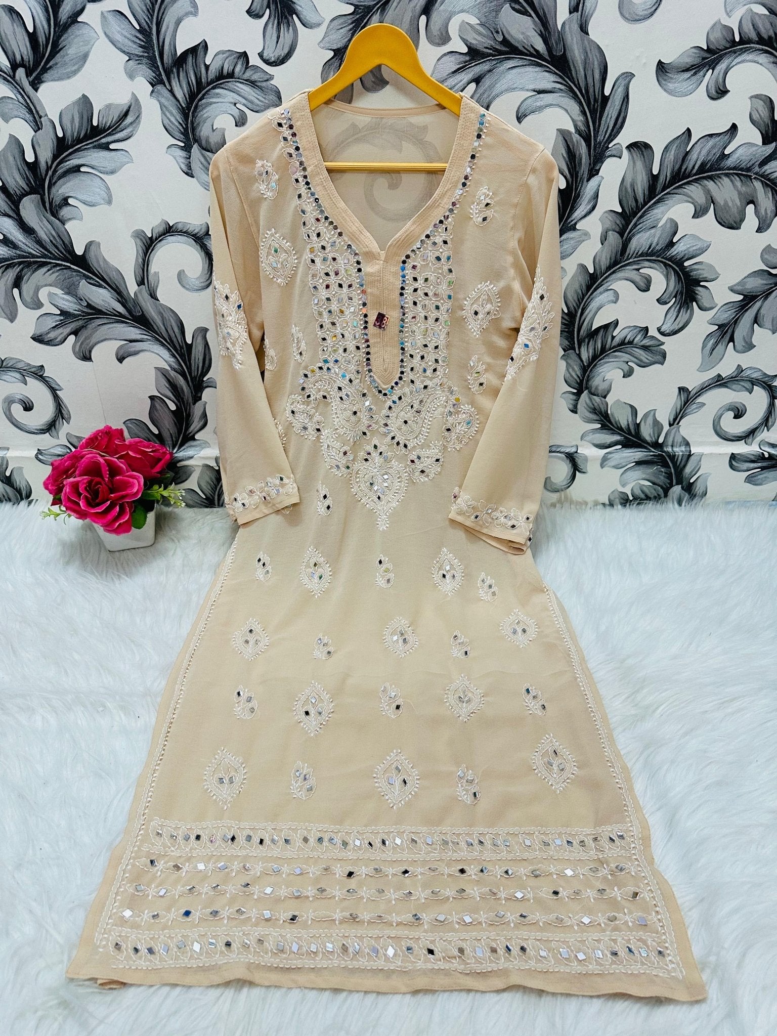 Heavy Gala Daman Mirror Kurta with inner - Chikankari official