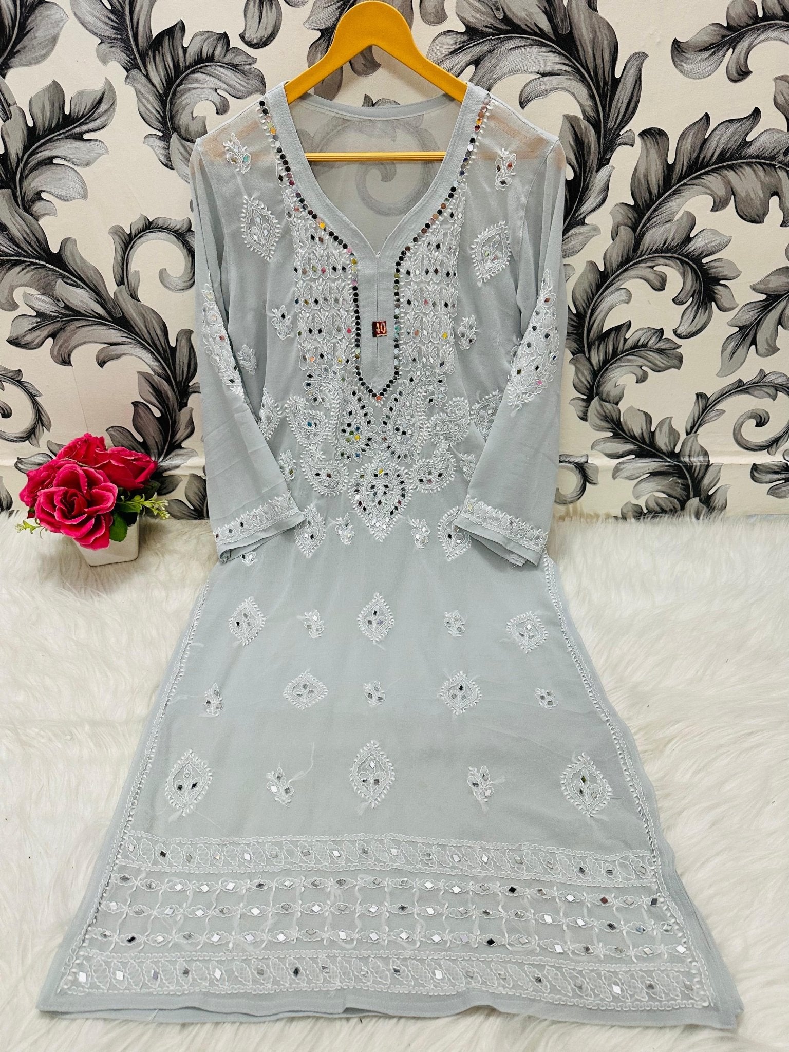 Heavy Gala Daman Mirror Kurta with inner - Chikankari official