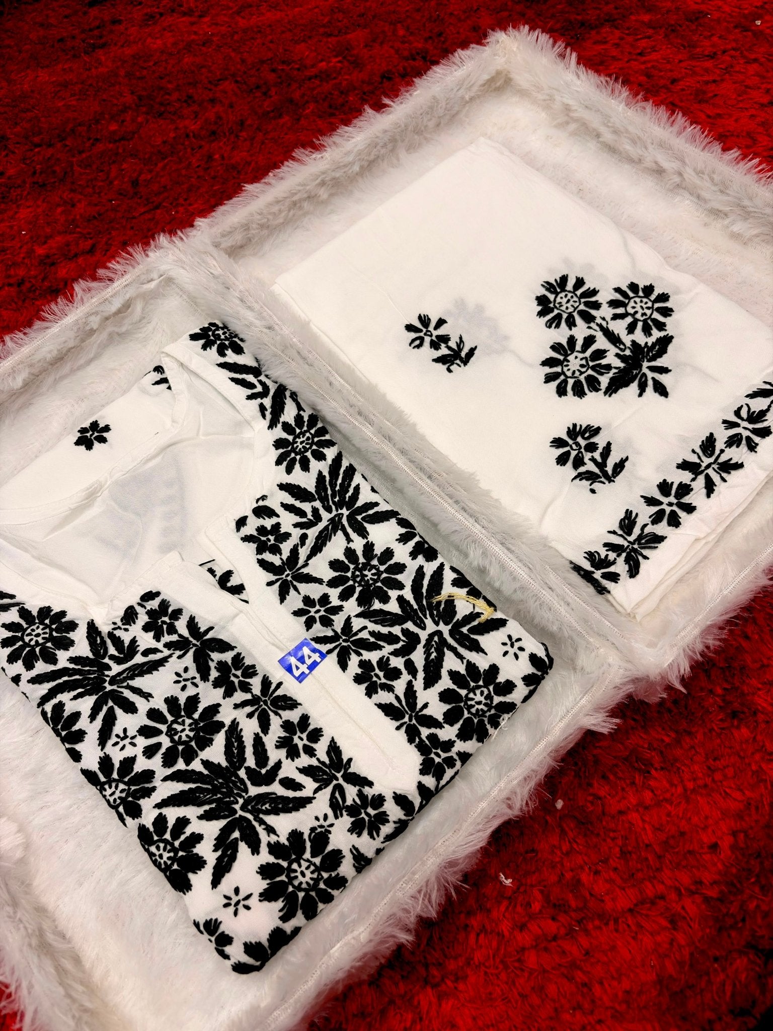 Heavy Hand embroidered Rayon Chikankari 2pc set - Chikankari official