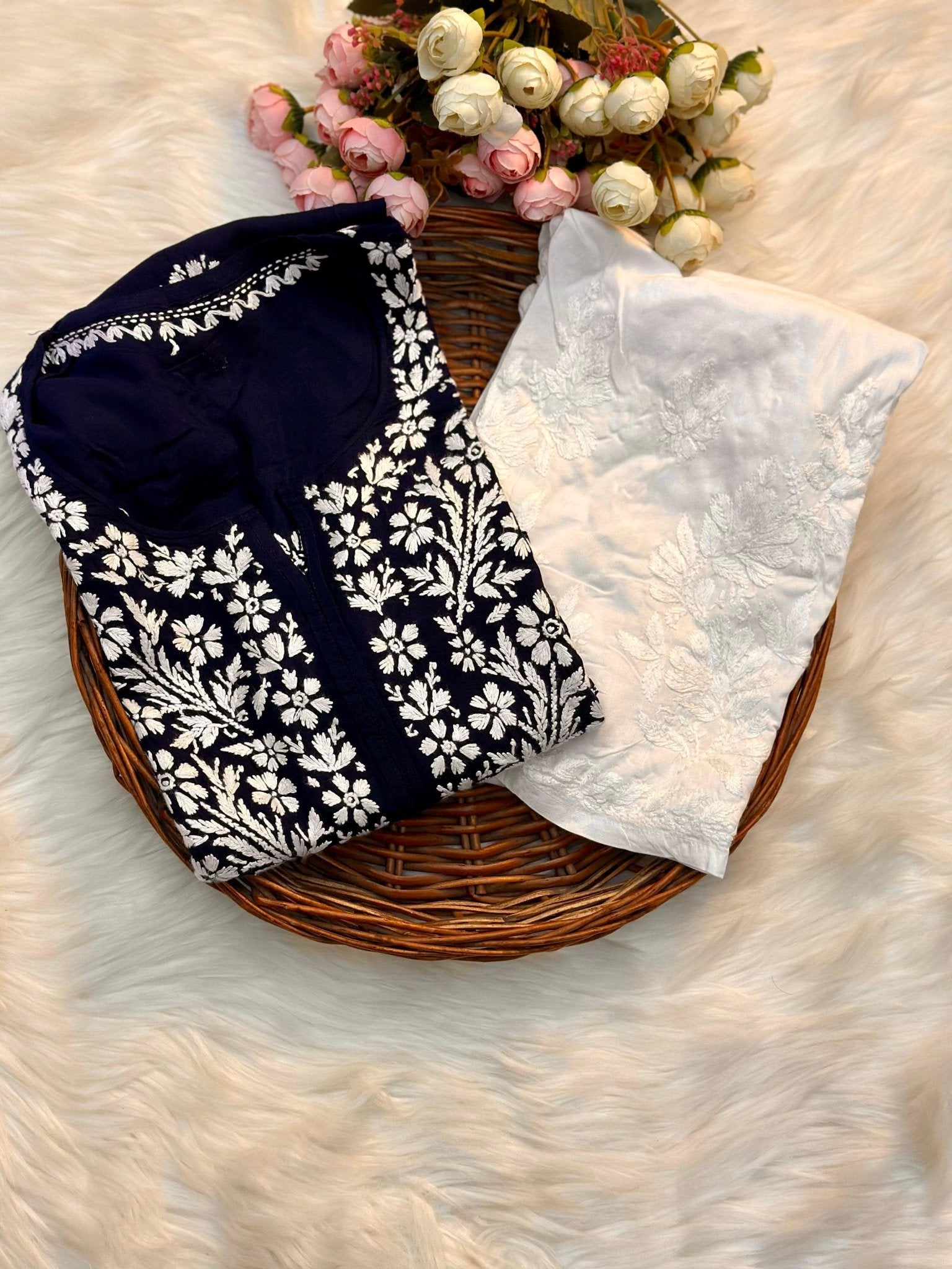 Heavy Modal Kurta with Flower buti - Chikankari official