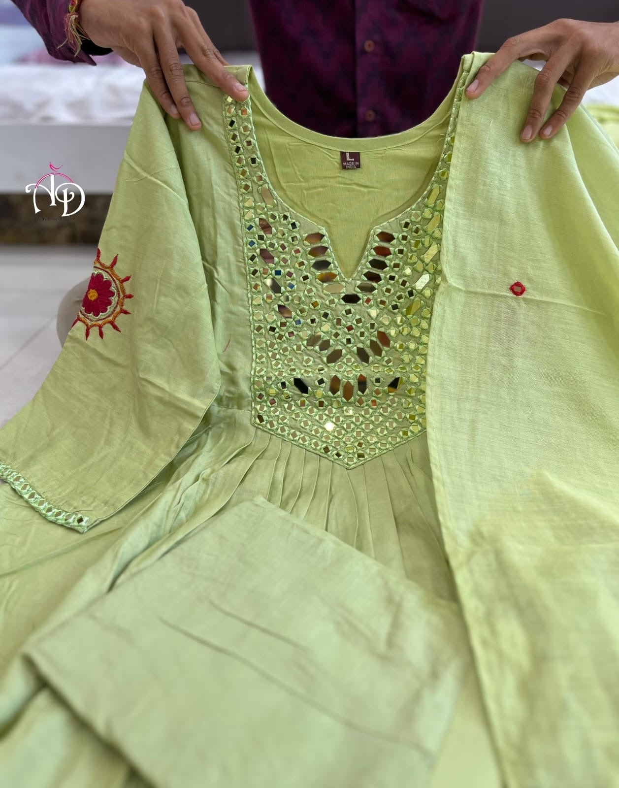 Kanch Kali 3 Colors Ethnic X Chikankari Original Mirror HandWork On Neck - Chikankari official