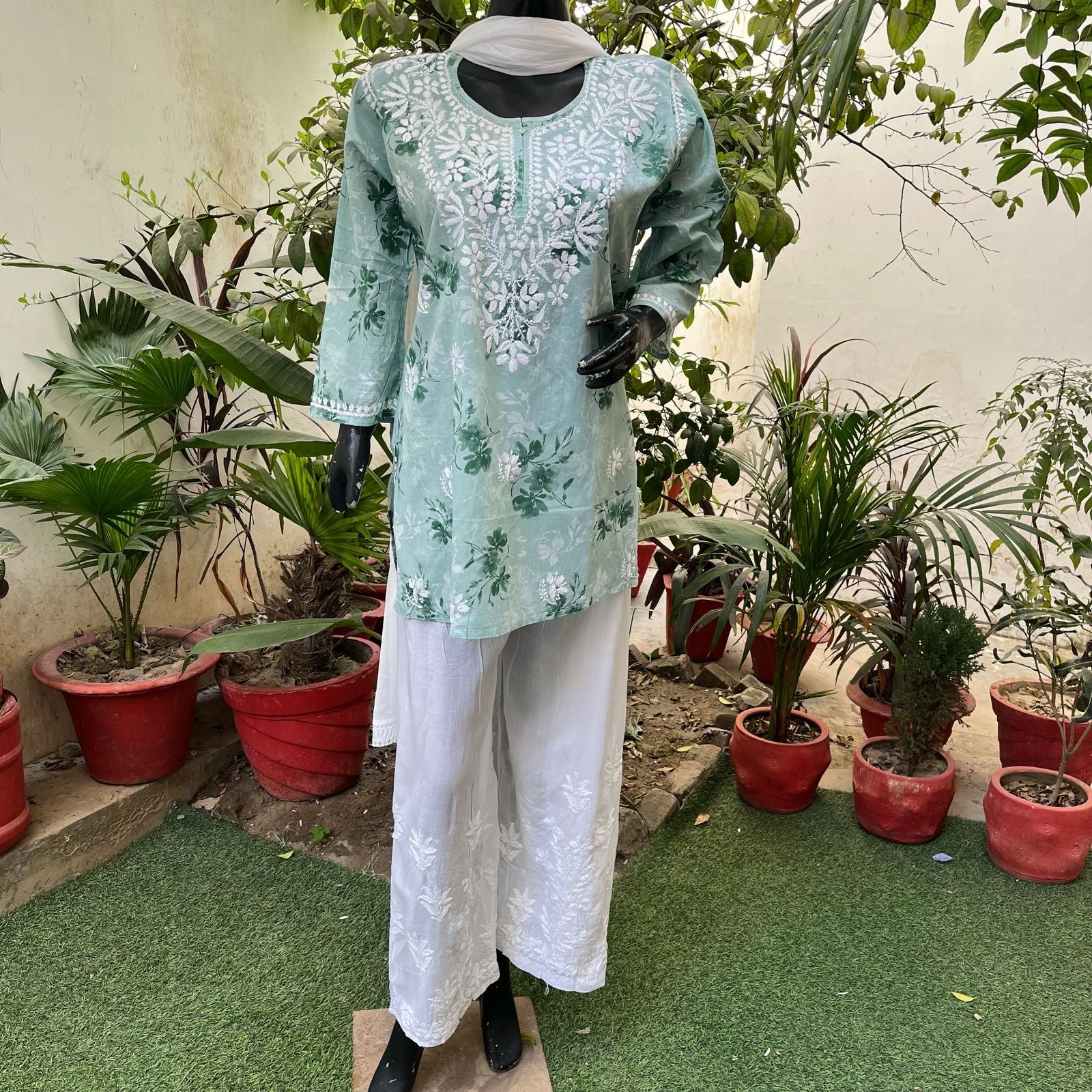 Latest Mul print chikankari Short Top - Chikankari official