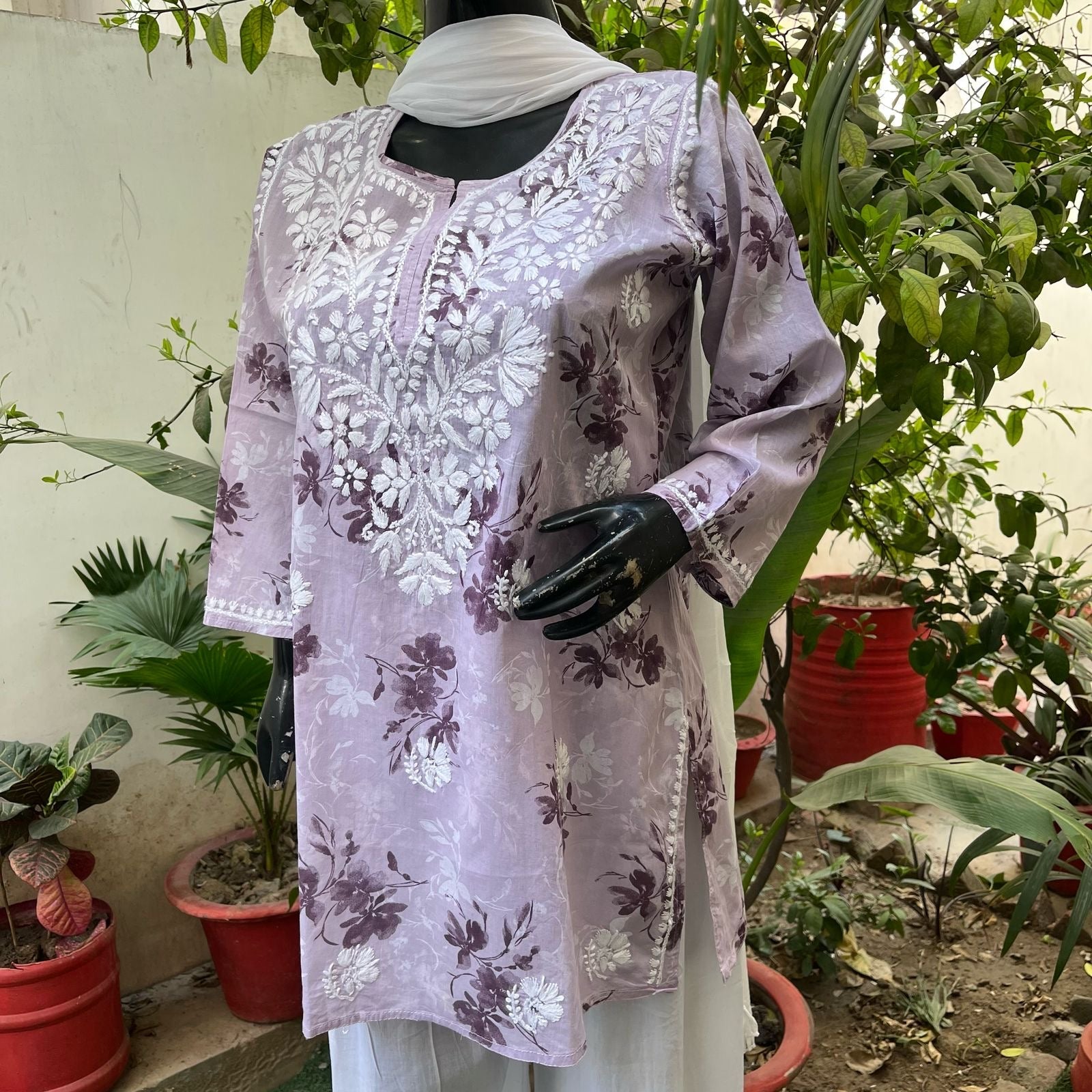 Latest Mul print chikankari Short Top - Chikankari official