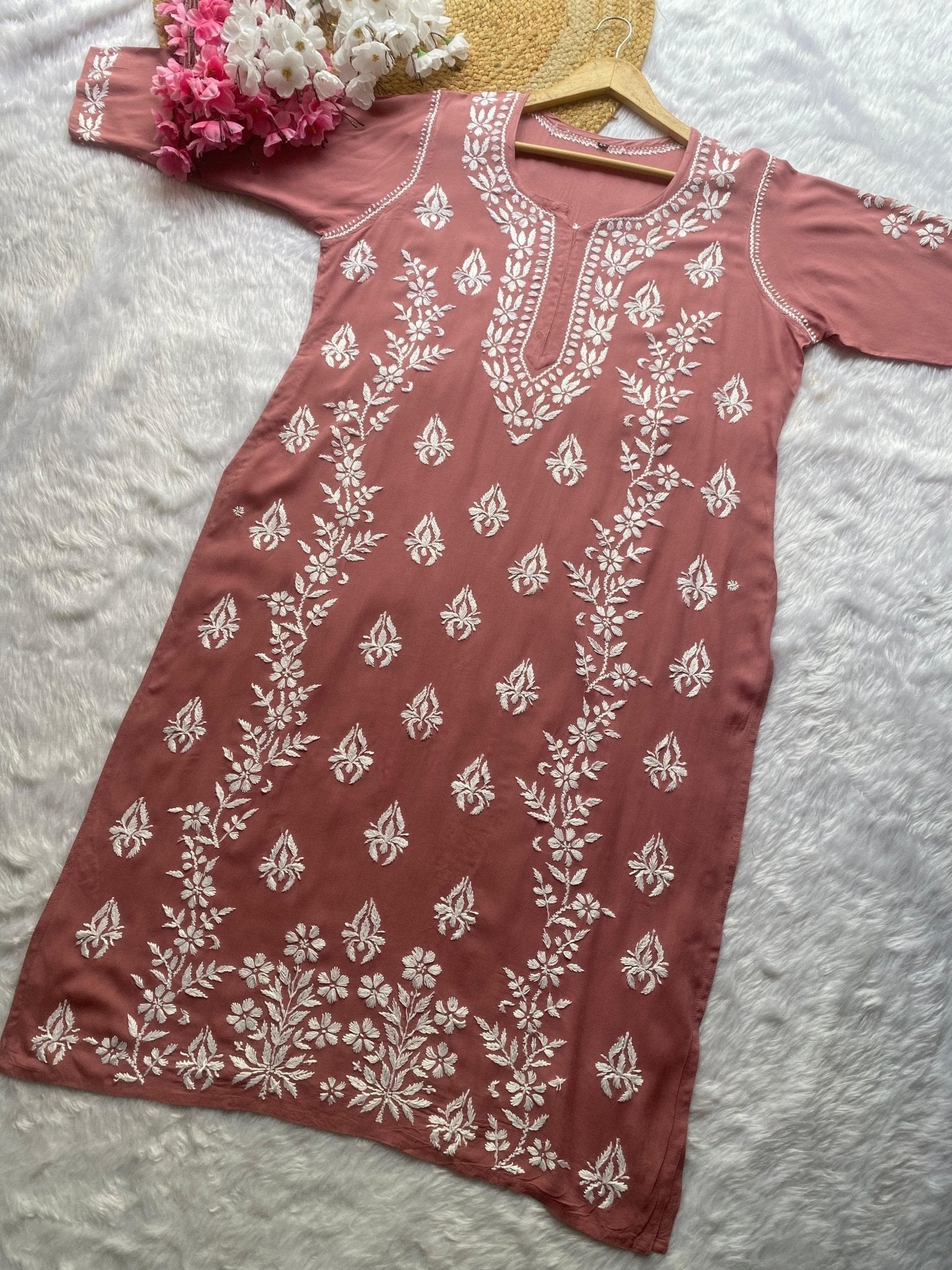 Leaf Work Article - Chikankari official