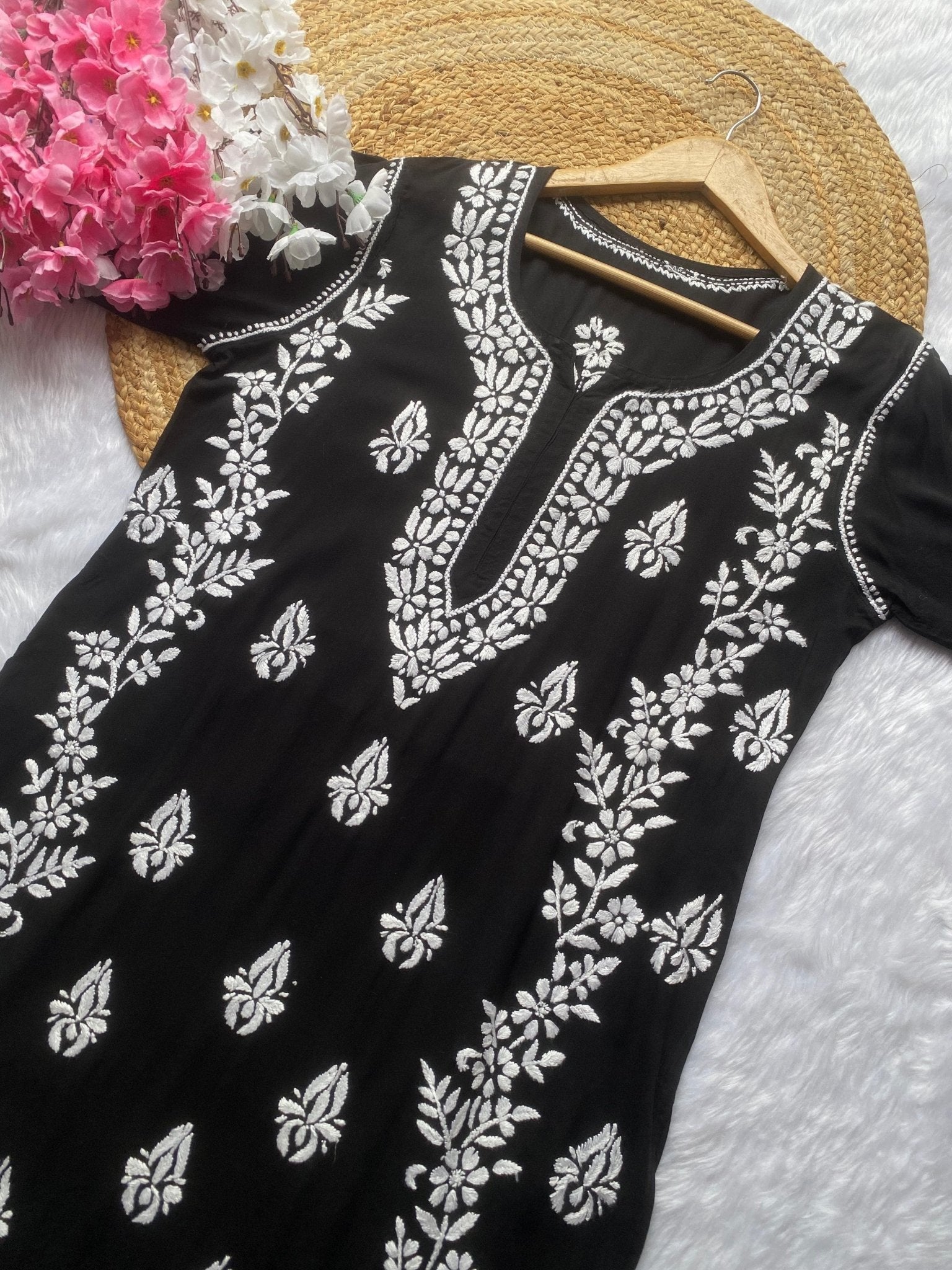 Leaf Work Article - Chikankari official