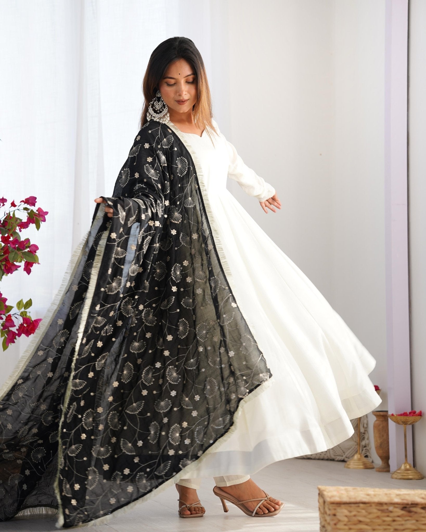 Lightweight Fresh Festive Attire - Chikankari official