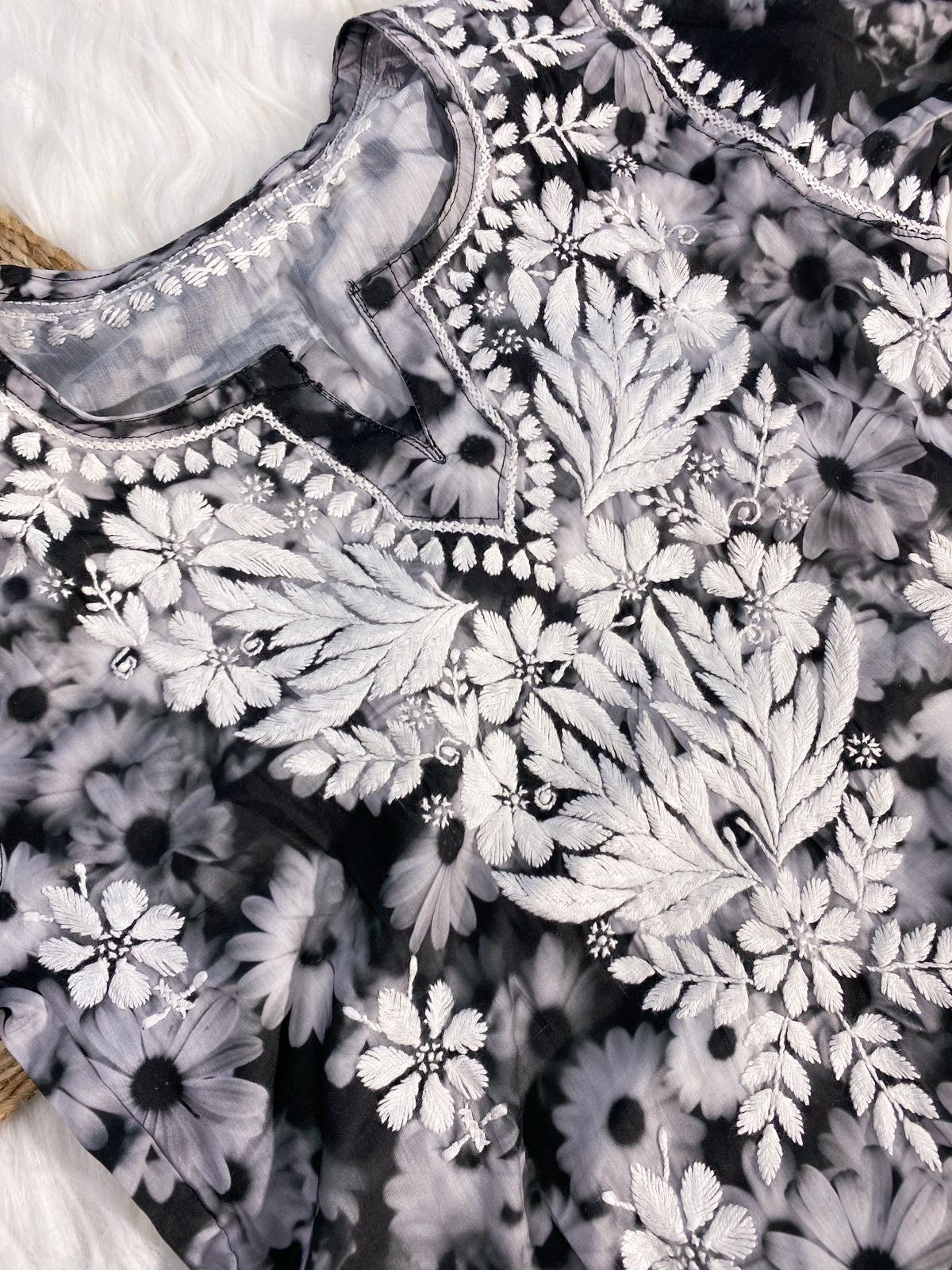 Limited Rayon co ord set - Chikankari official