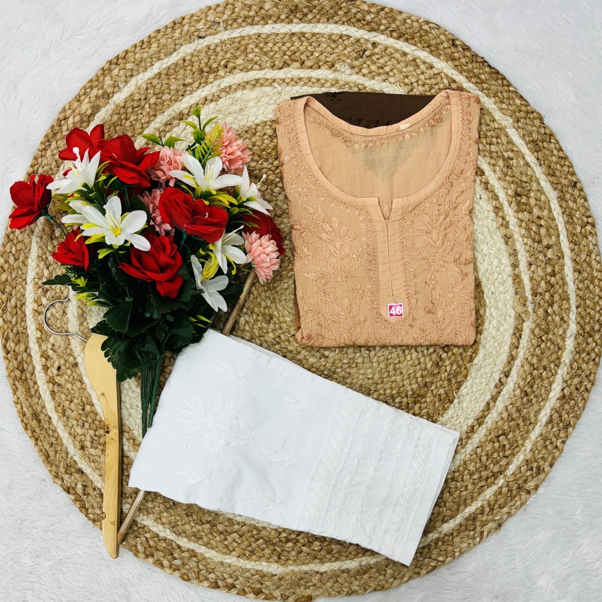 Lucknowi Chikankari Handwork Short Top - Chikankari official