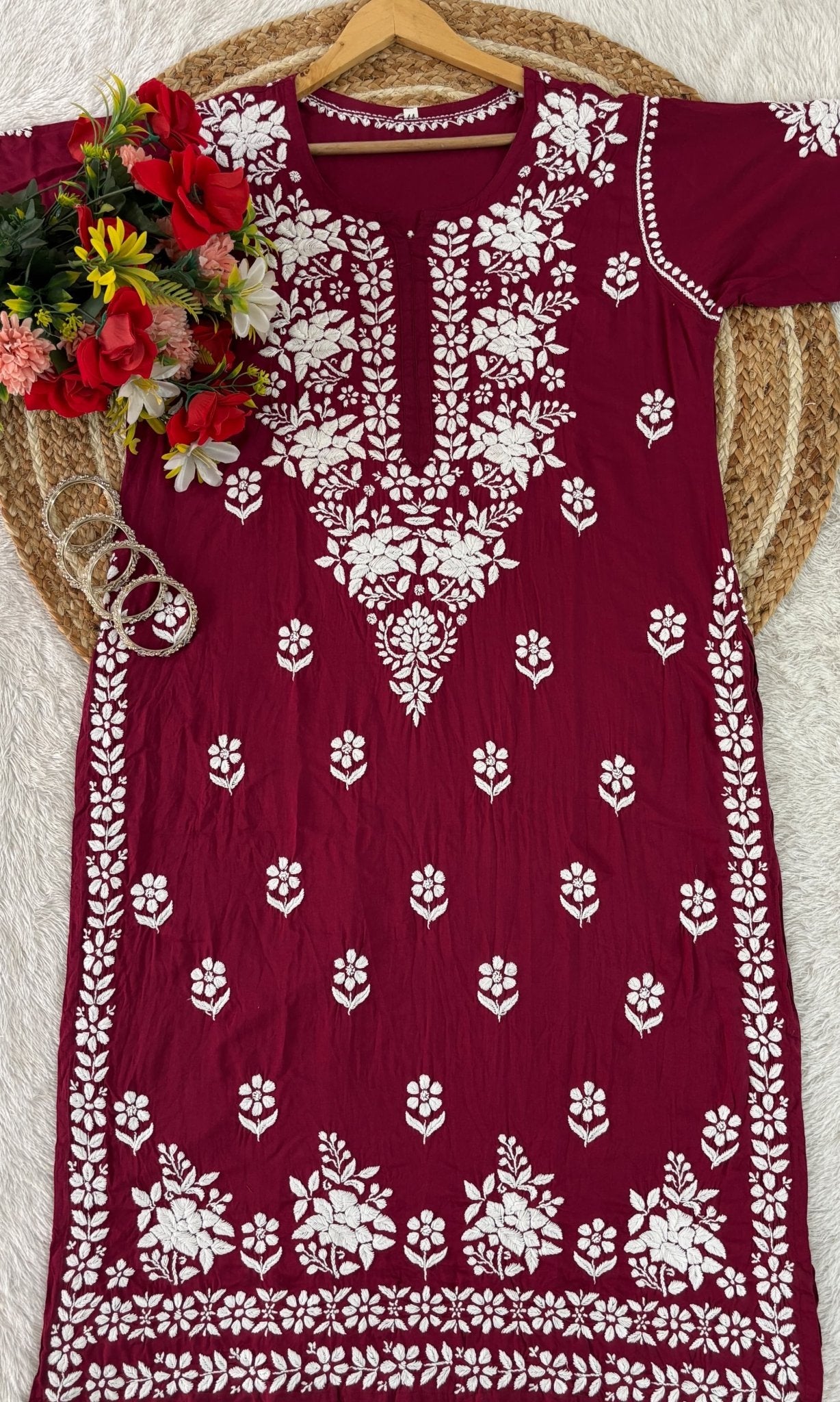 Lucknowi Chikankari Polister Thread Beautiful Ghas Patti Hand Modal Kurti - Chikankari official