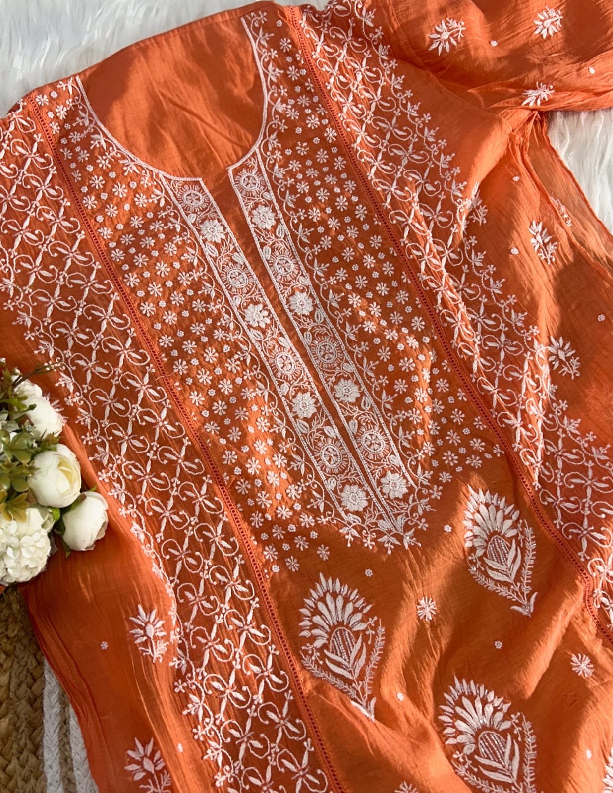 Lucknowi Nawab Mul Mul Chanderi Kurta Dupatta Set - Chikankari official