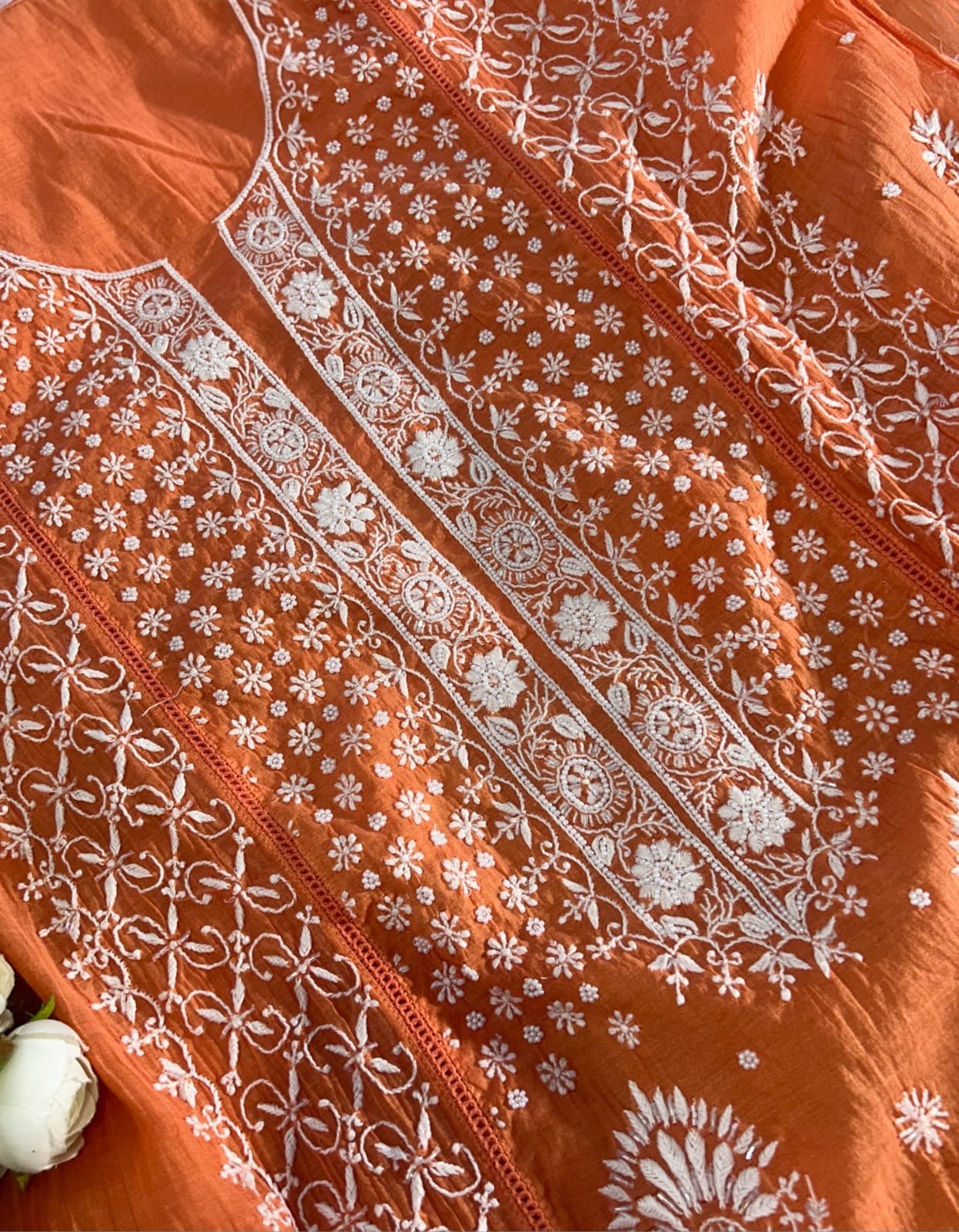 Lucknowi Nawab Mul Mul Chanderi Kurta Dupatta Set - Chikankari official
