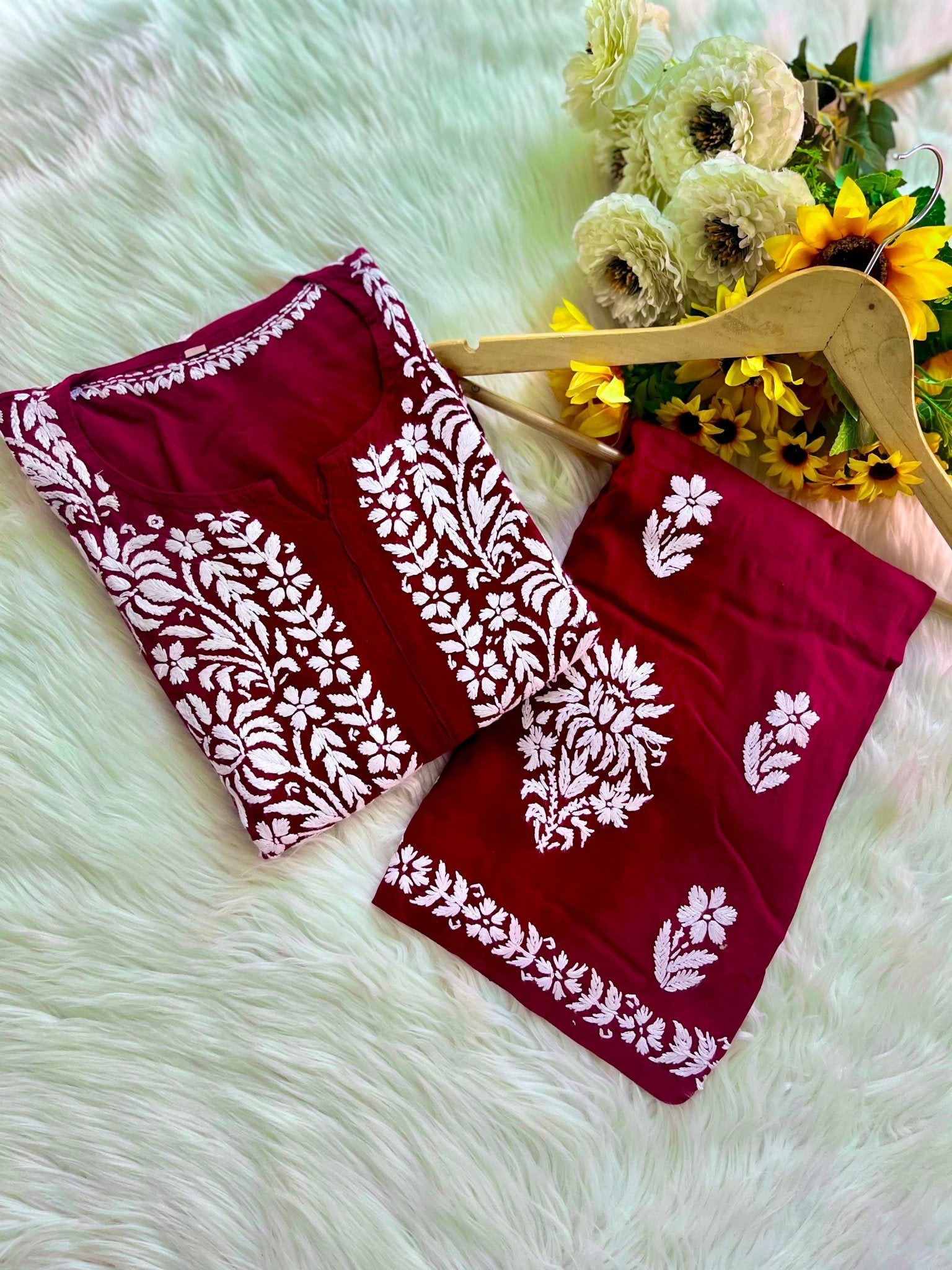 Minimal Lightweight ghaspatti rayon set