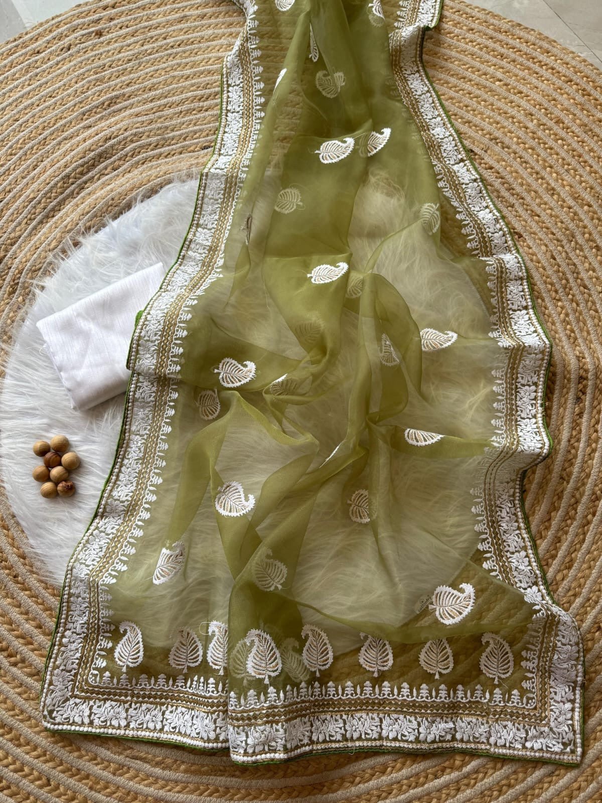 Mitali pure organza silk Saree - Chikankari official