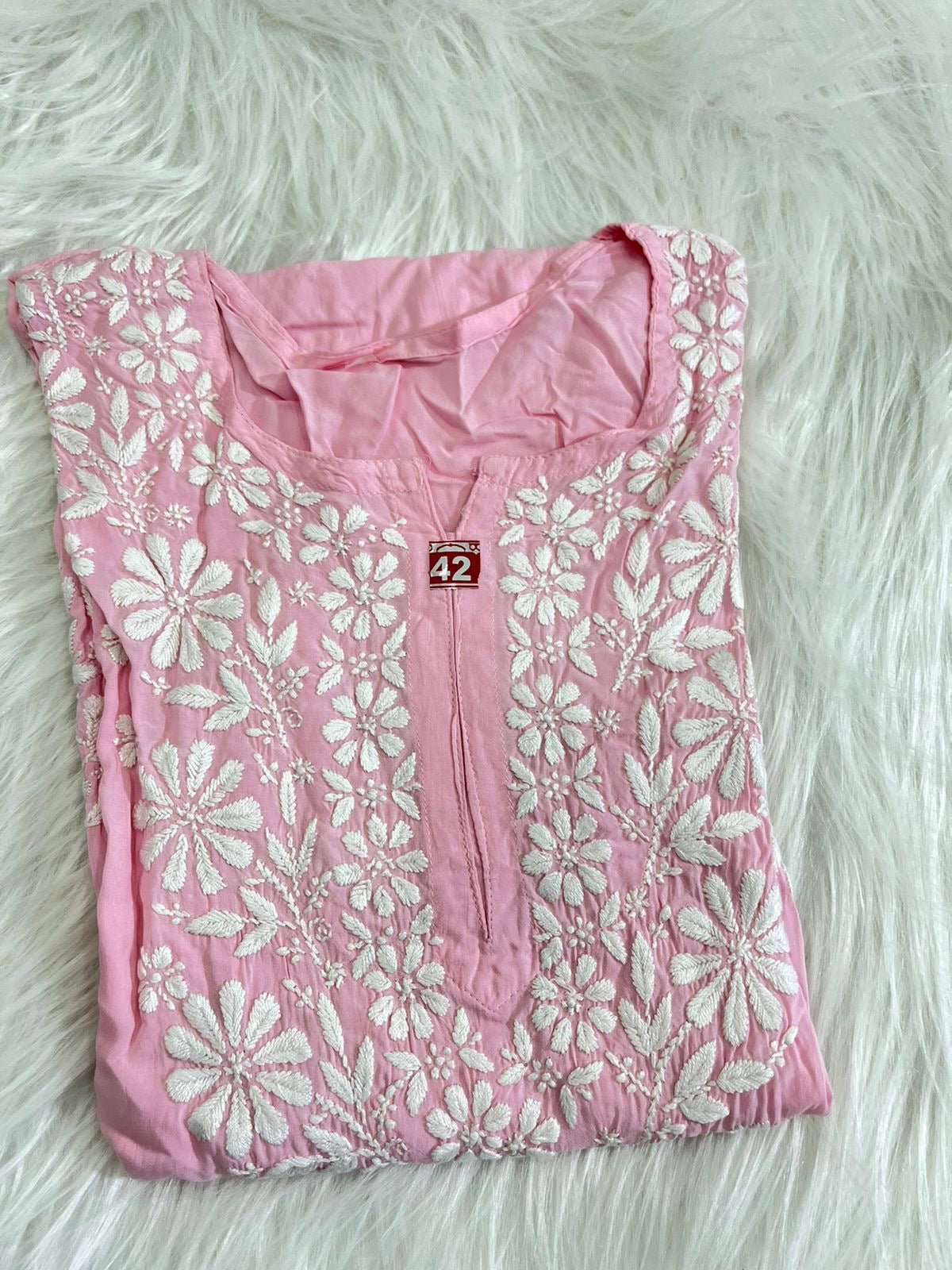 Modal fine Work Chikankari - Chikankari official
