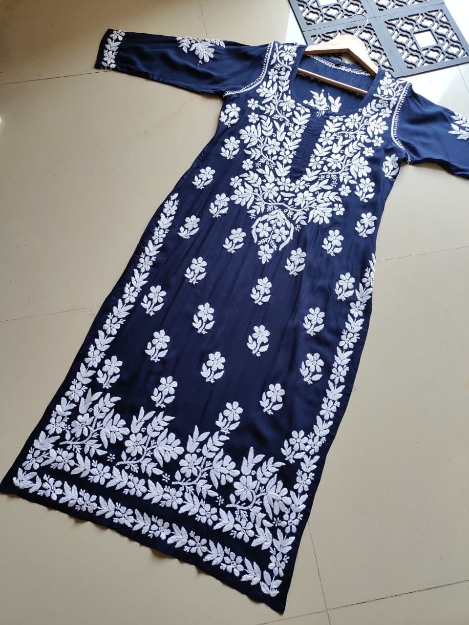 Modal Heavy work Iddat Chikankari Kurta - Chikankari official