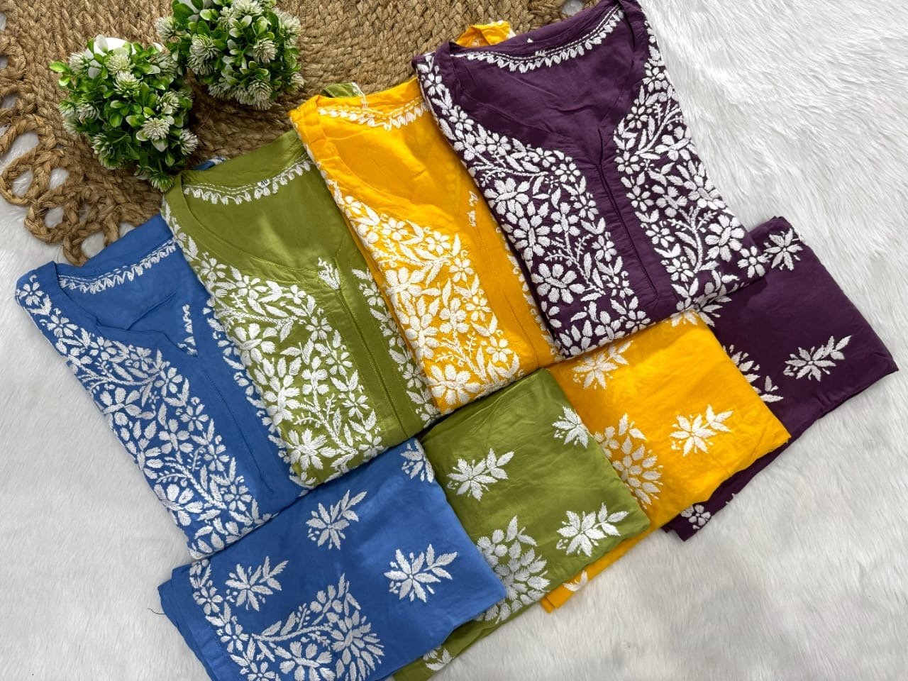 Modal plazzo Combo - Chikankari official