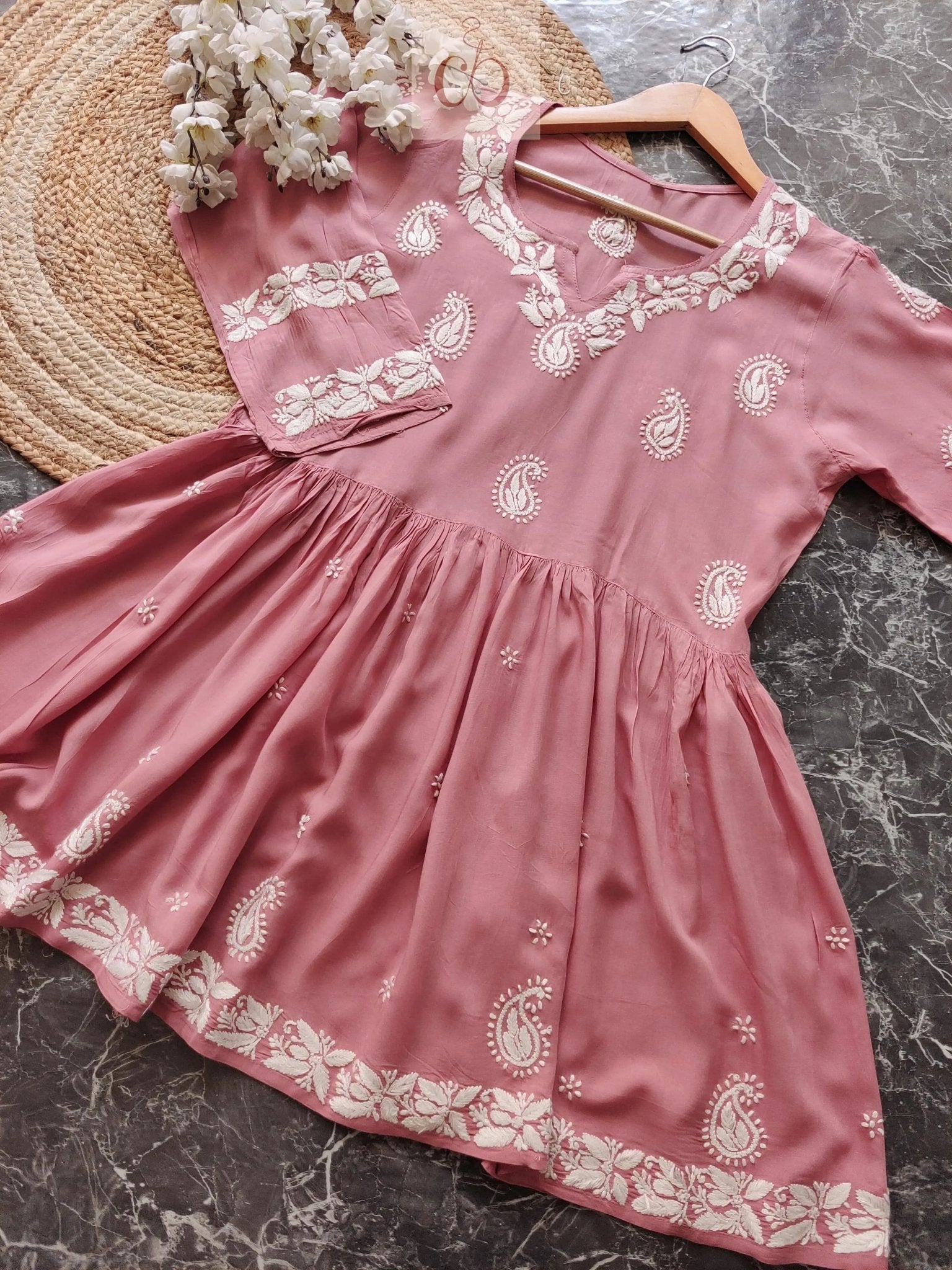 38 / dusty pink