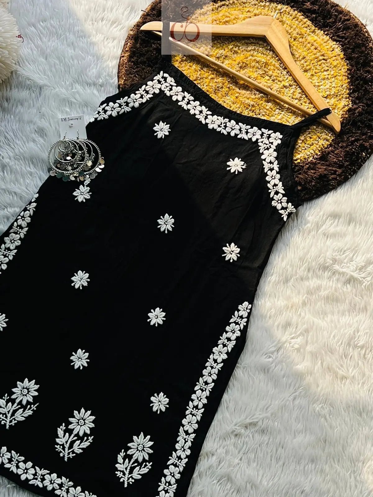 Modal Short Sleveless Set - Chikankari official