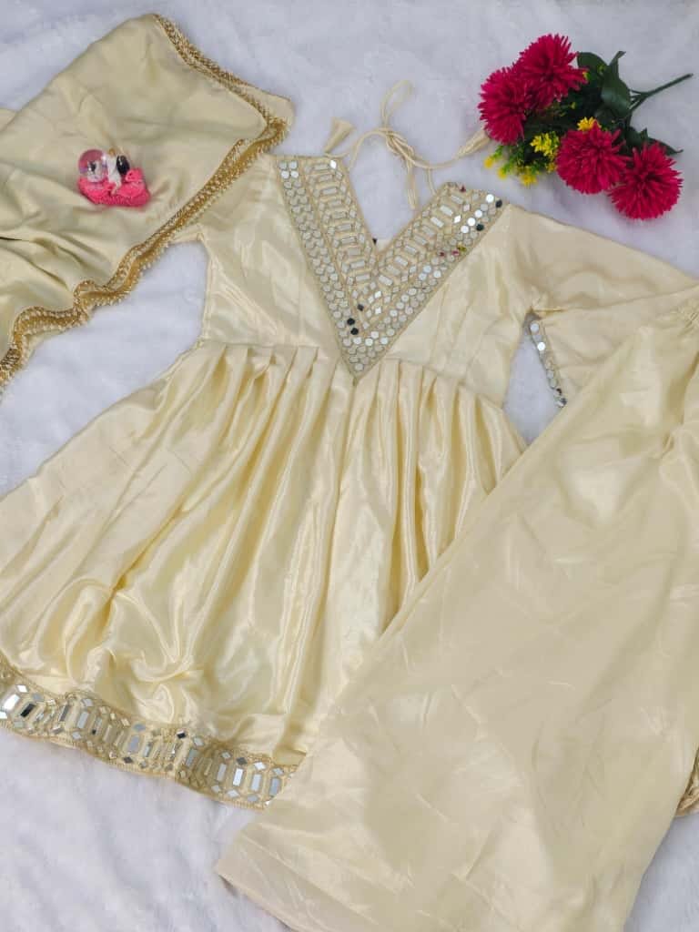 Most Viral Aliya Cut mirror work Set - Chikankari official