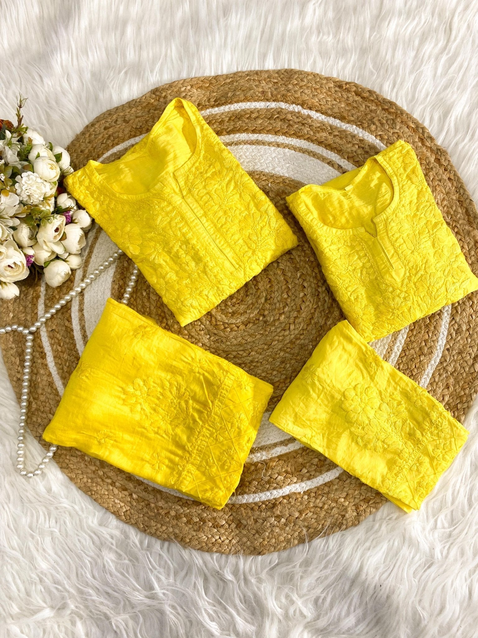 38 / yellow