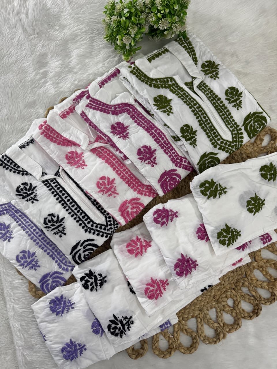 Mul Cotton Co - ord Set Short Kurta Pant - Chikankari official