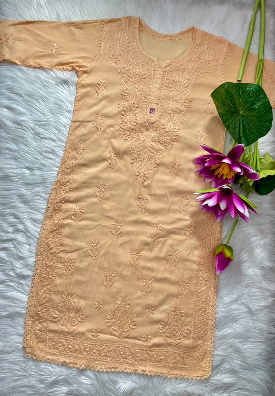 36 / light peach