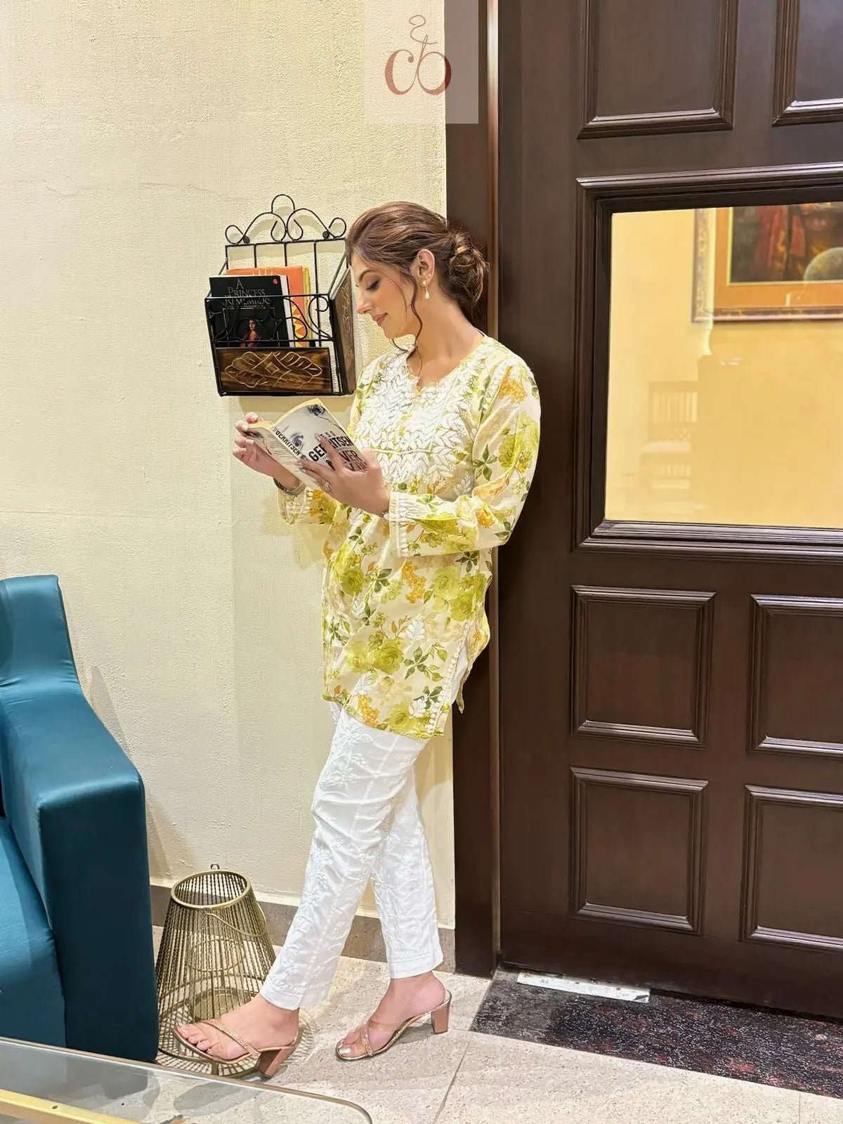 Mul Mul PRINT SHORT SET WITH PANT COMBO - Chikankari official