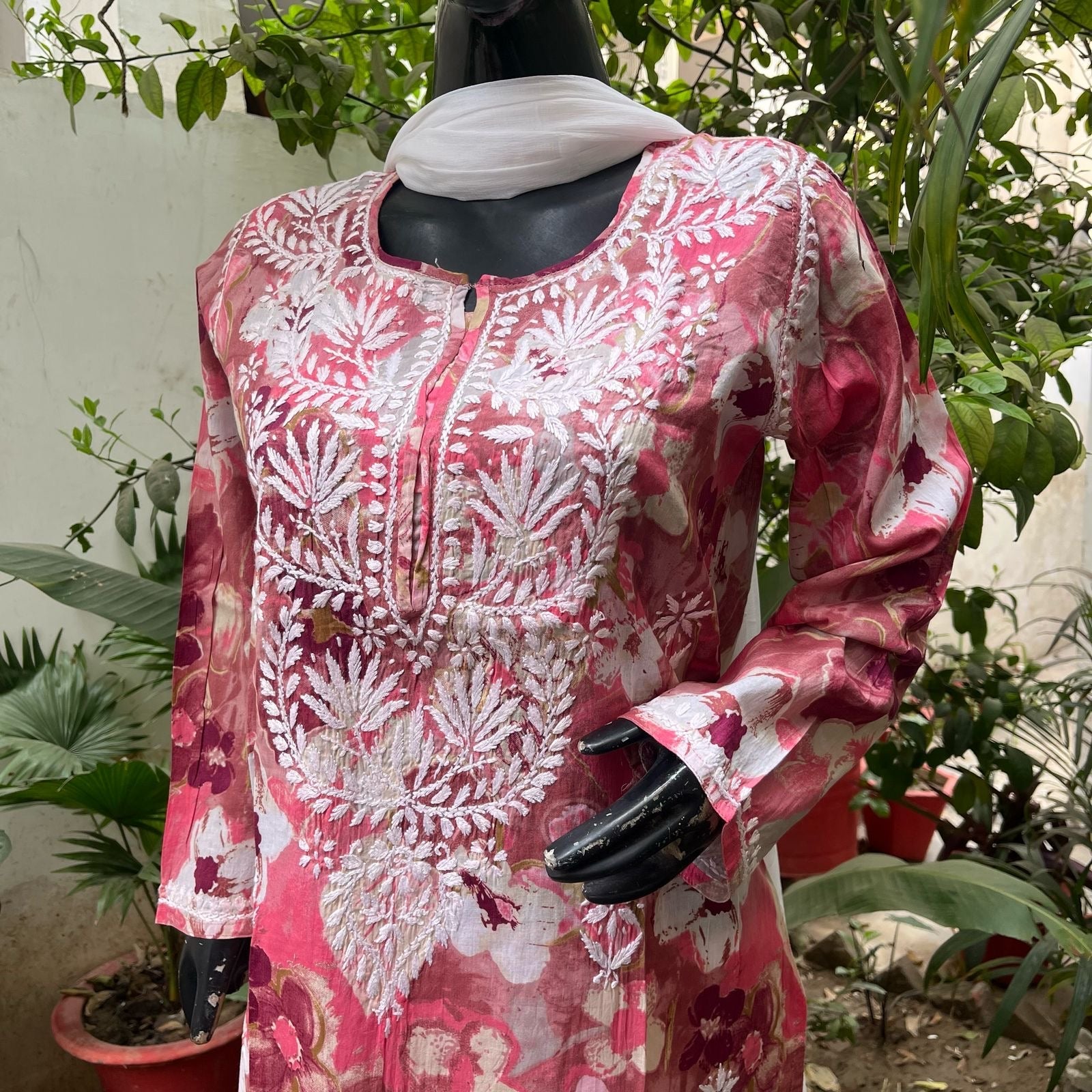 Mul Mul Soft Printed Kurtas - Chikankari official