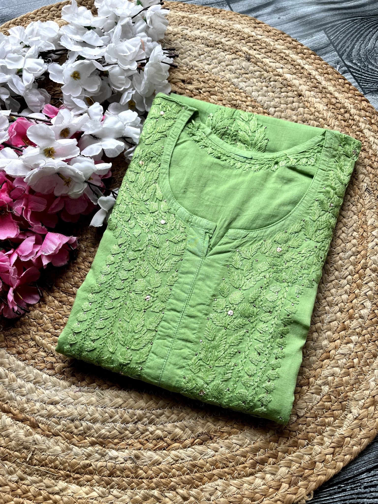 Mul Muqaish Tone to tone Kurta - Chikankari official