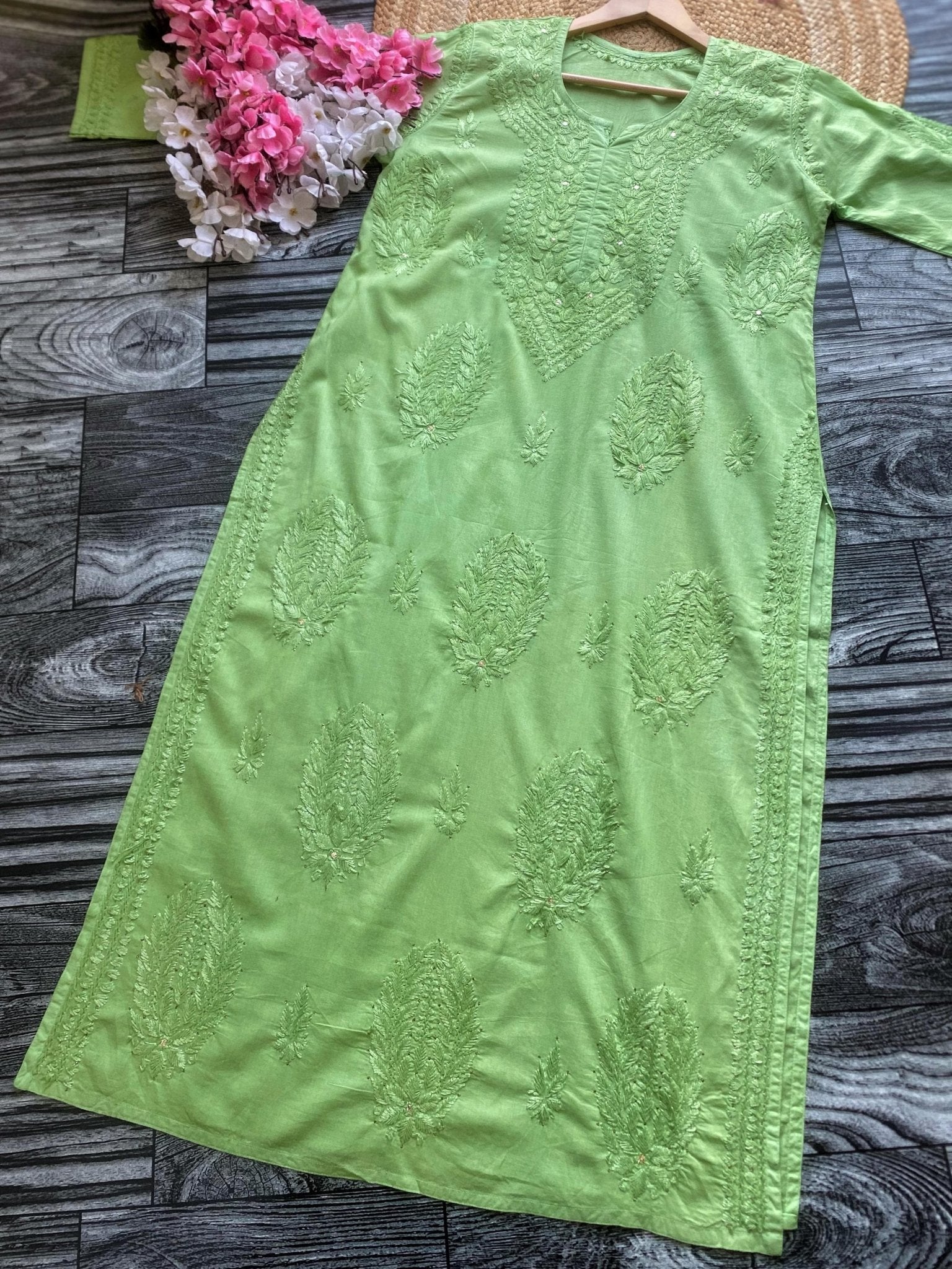 Mul Muqaish Tone to tone Kurta - Chikankari official