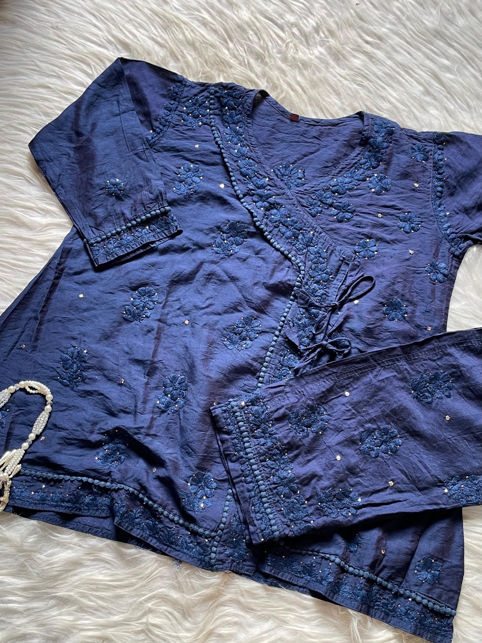 Muqaish Short Angrakha with lace pocket pant