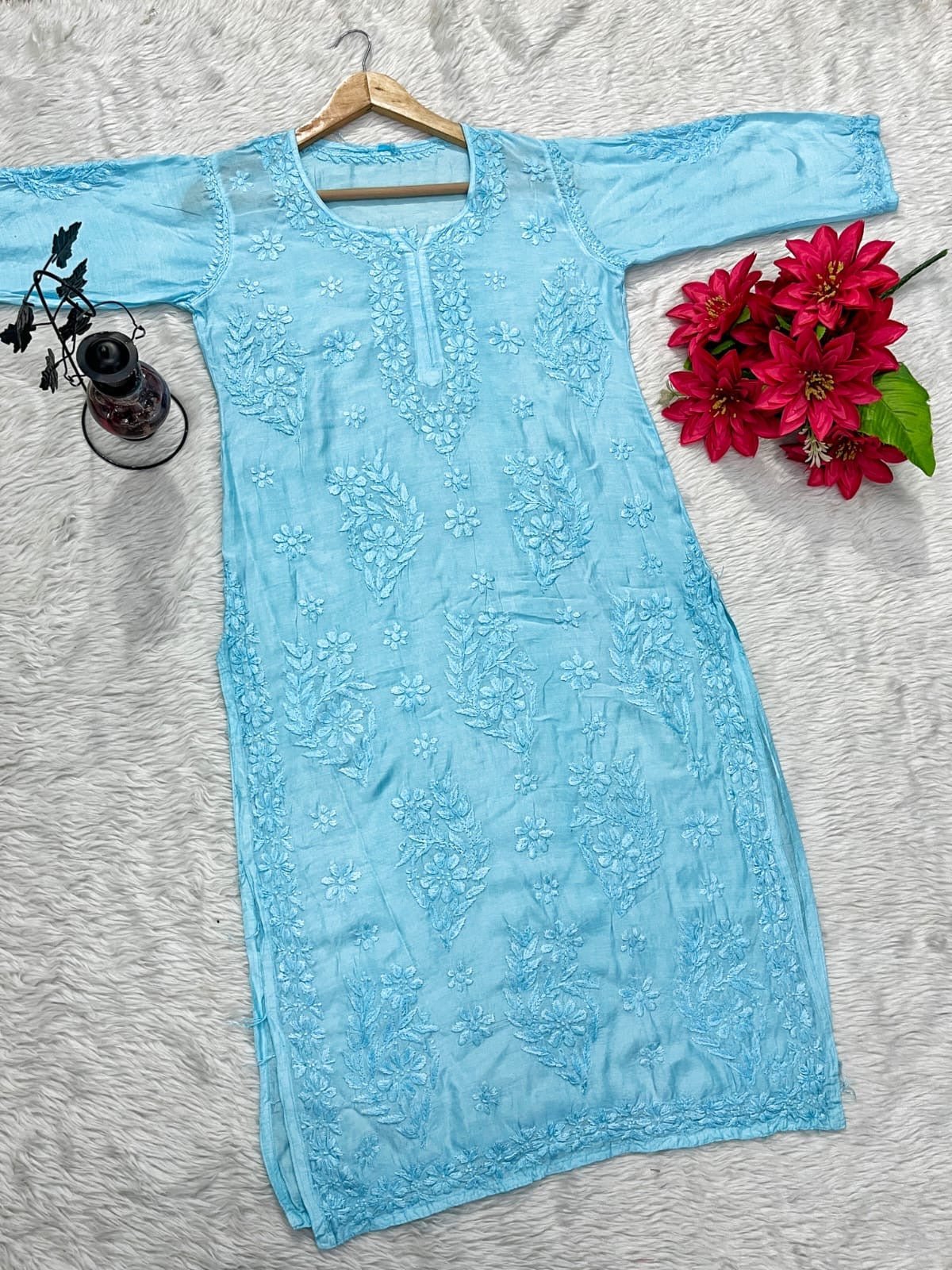 Musleen Fabric Handwork Chikankari kurti - Chikankari official