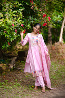 NEW BEUTIFUL SUIT SET - Chikankari official