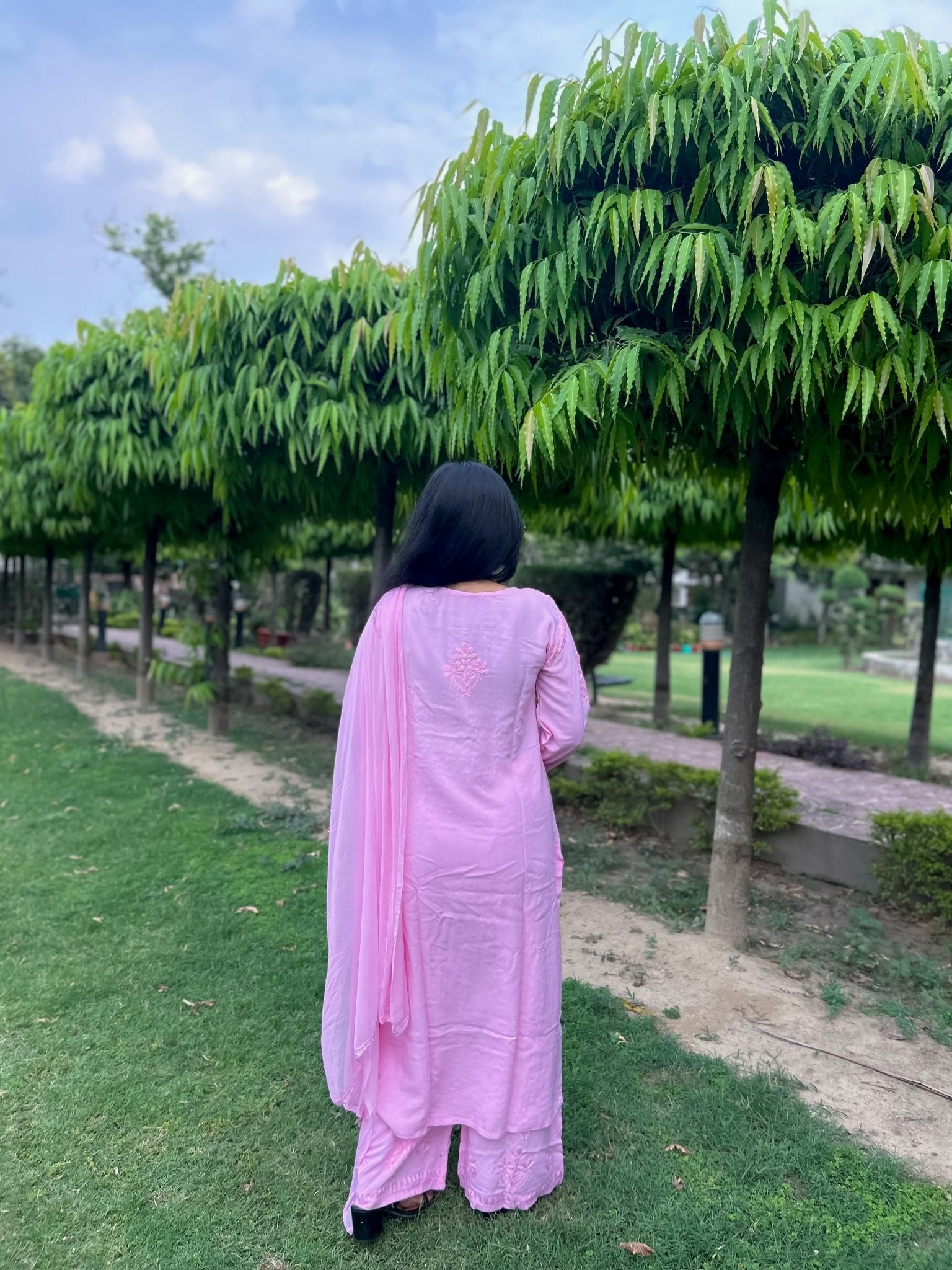 Newly launched premium Rayon set Pair - Chikankari official
