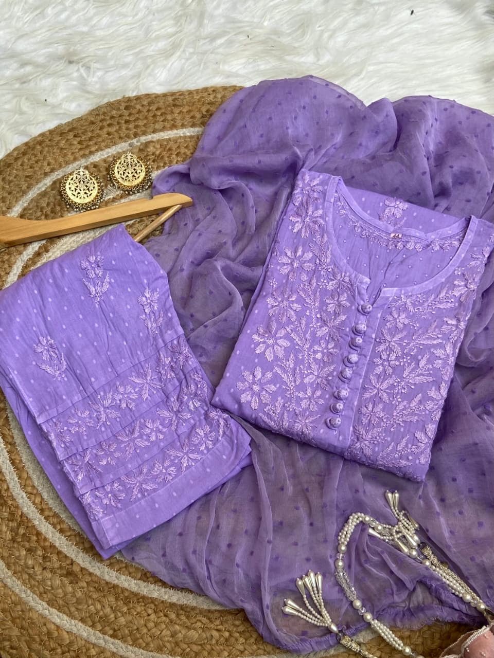 38 / lilac