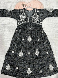 Nyra cut SlubCotton Set - Chikankari official